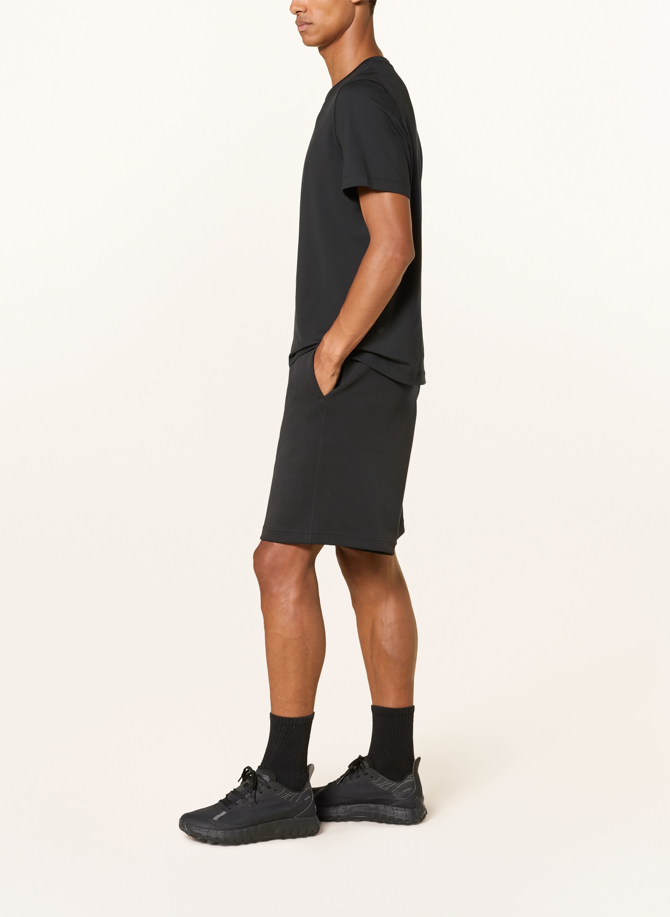 lululemon Sweatshort SMOOTH DOUBLE KNIT: ZWART