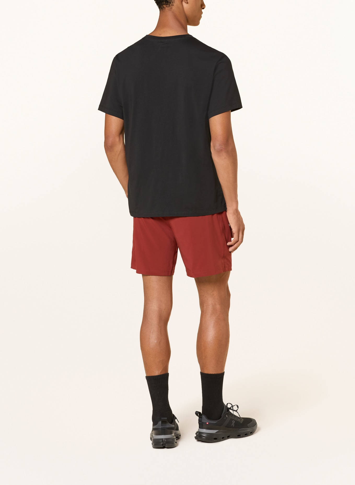 lululemon PACEBREAKER Training shorts: DARK RED
