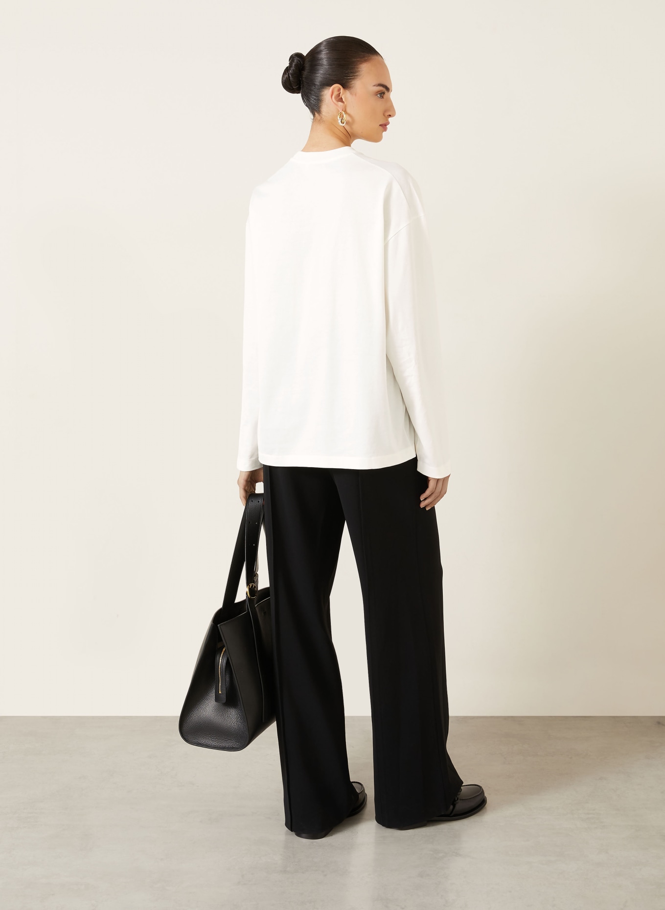 JIL SANDER Longsleeve: WEISS / SCHWARZ