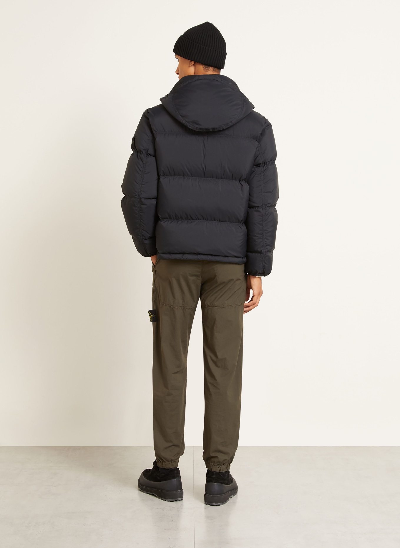 STONE ISLAND Daunenjacke mit abnehmbarer Kapuze: SCHWARZ