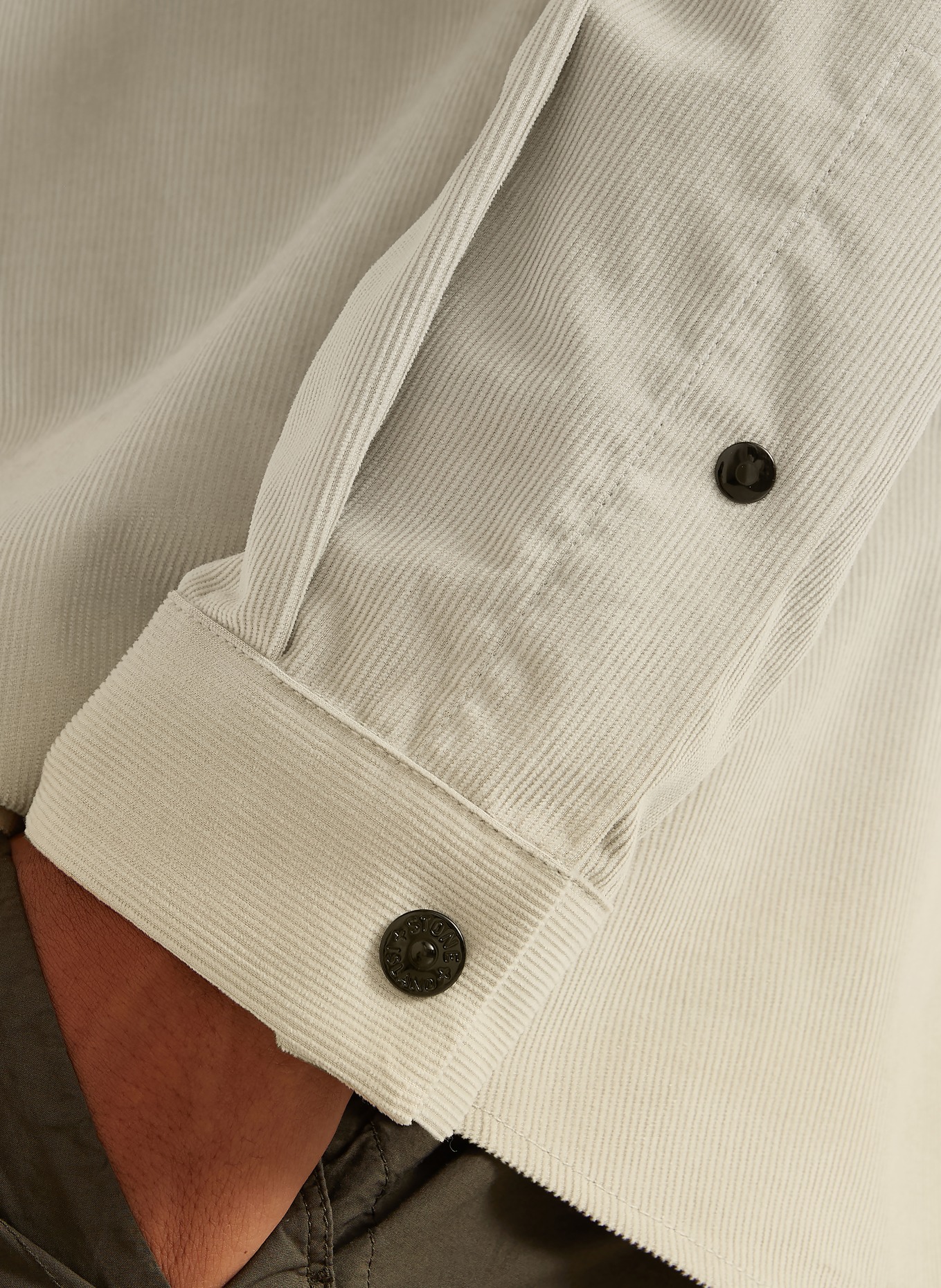 STONE ISLAND Kordová košile Comfort Fit: BÉŽOVÁ