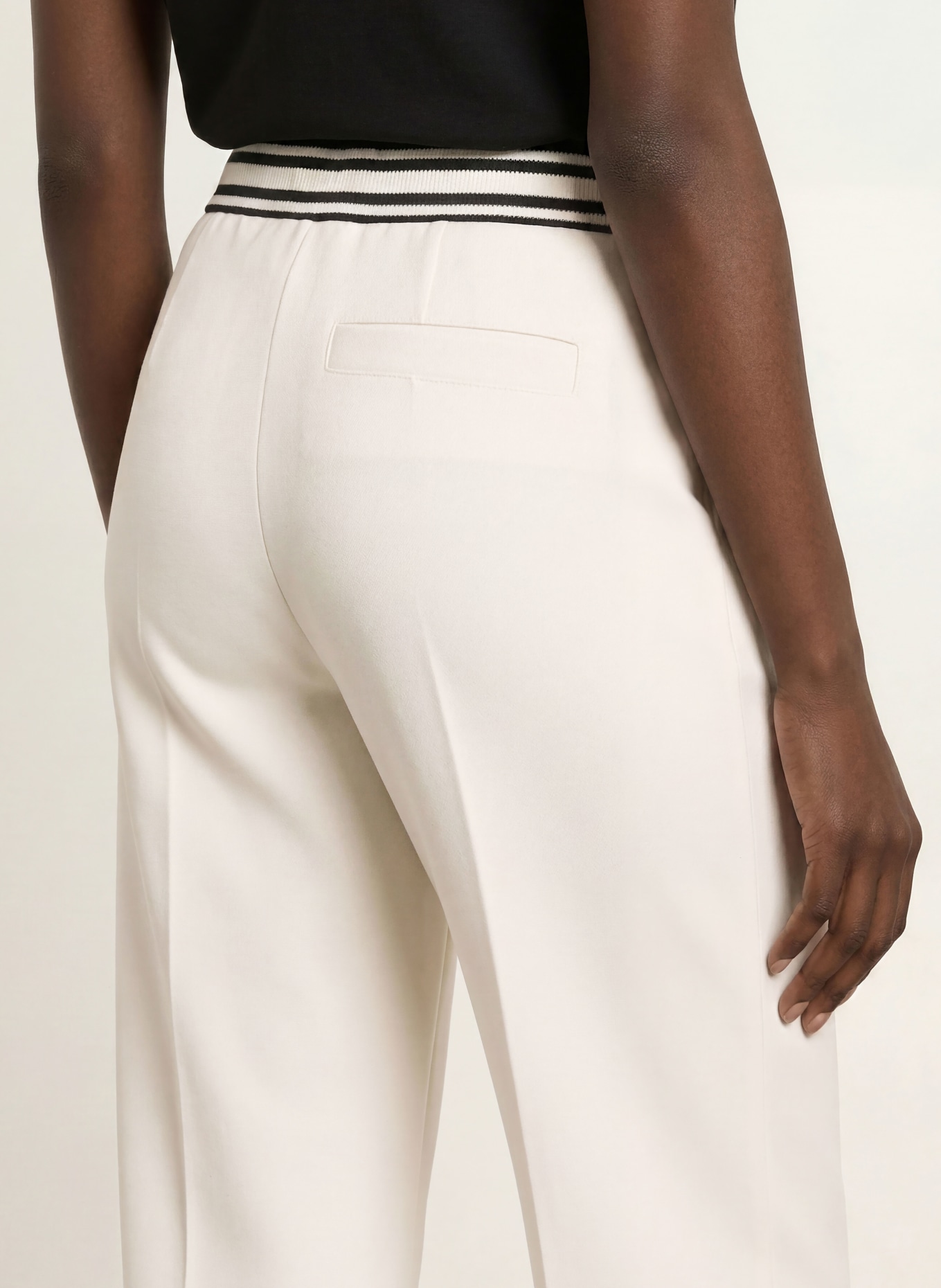 REISS VERITY Sweatpants: CREAM