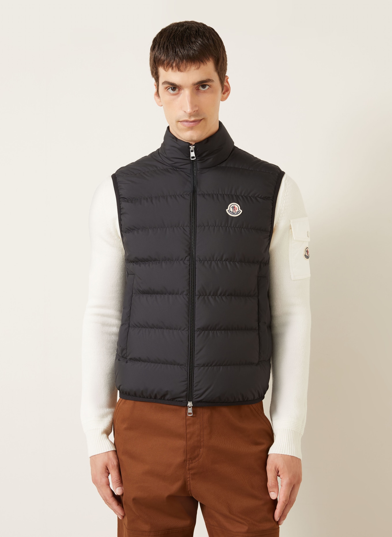 MONCLER Lichtgewicht Donzen bodywarmer CONTRIN: ZWART
