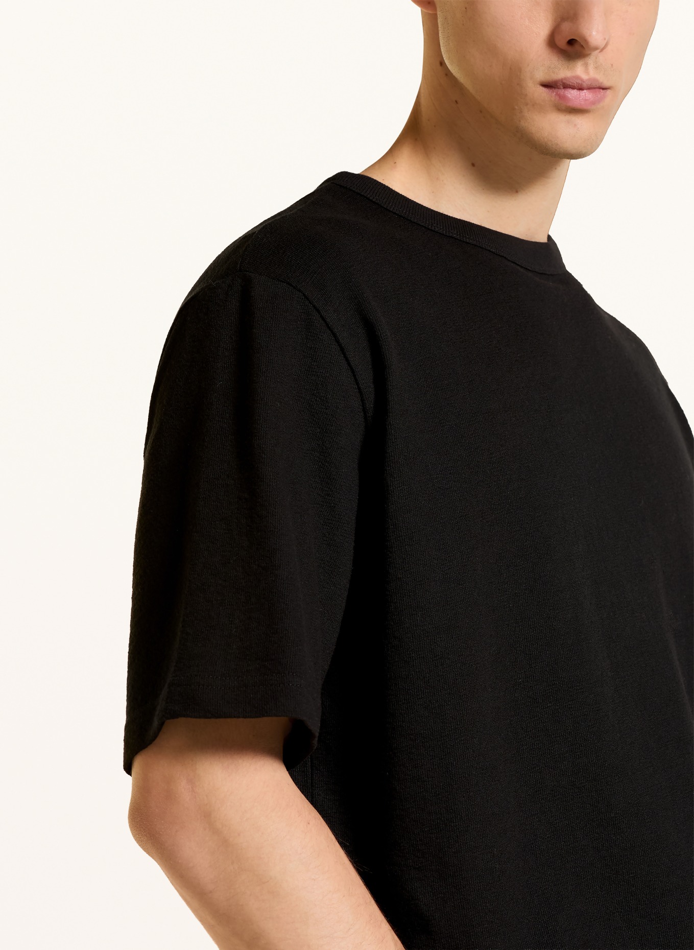 ARKET ODIN T-shirt: BLACK