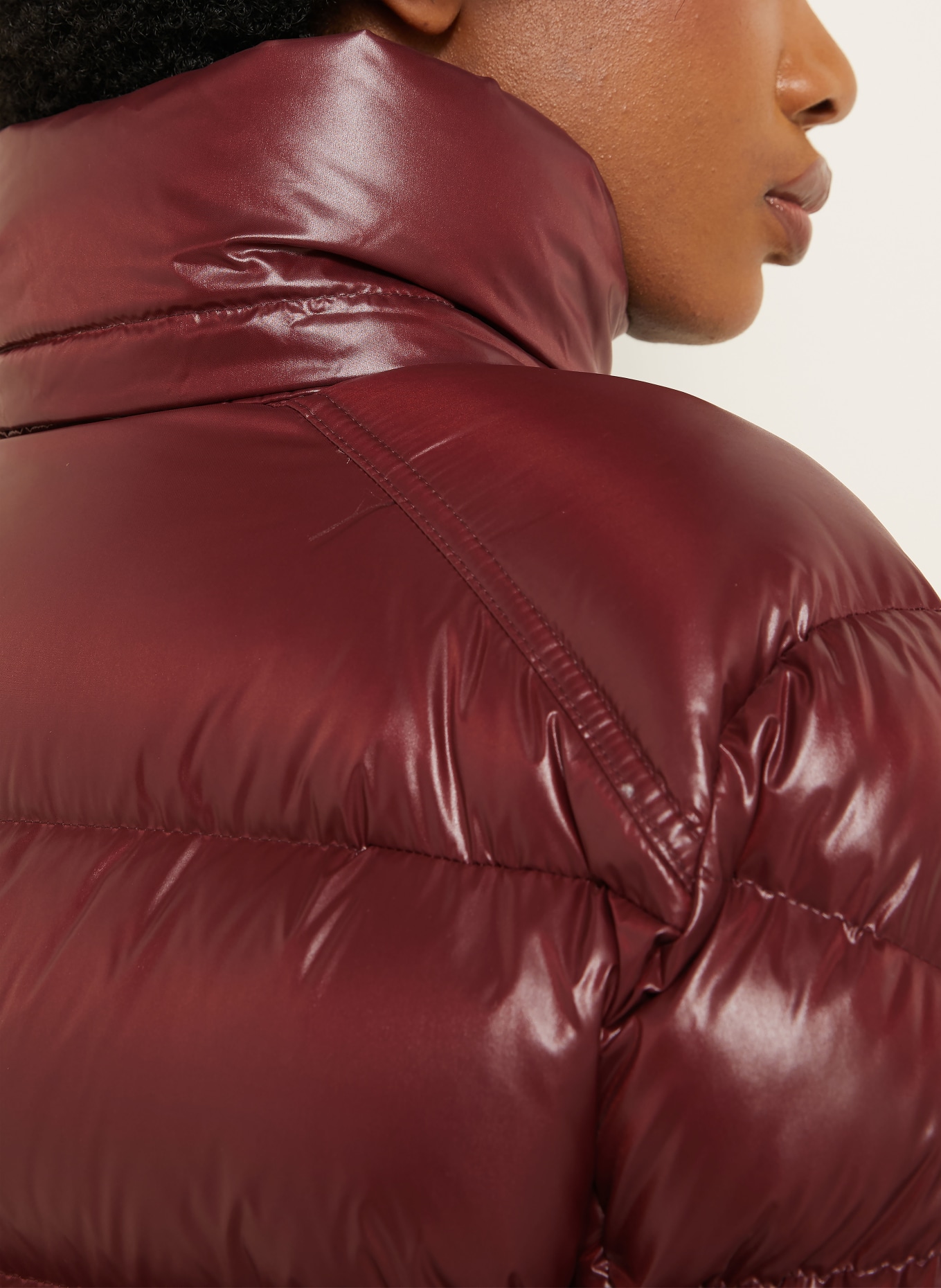 MONCLER Donsjas MAIRE met afneembare capuchon: DONKERROOD