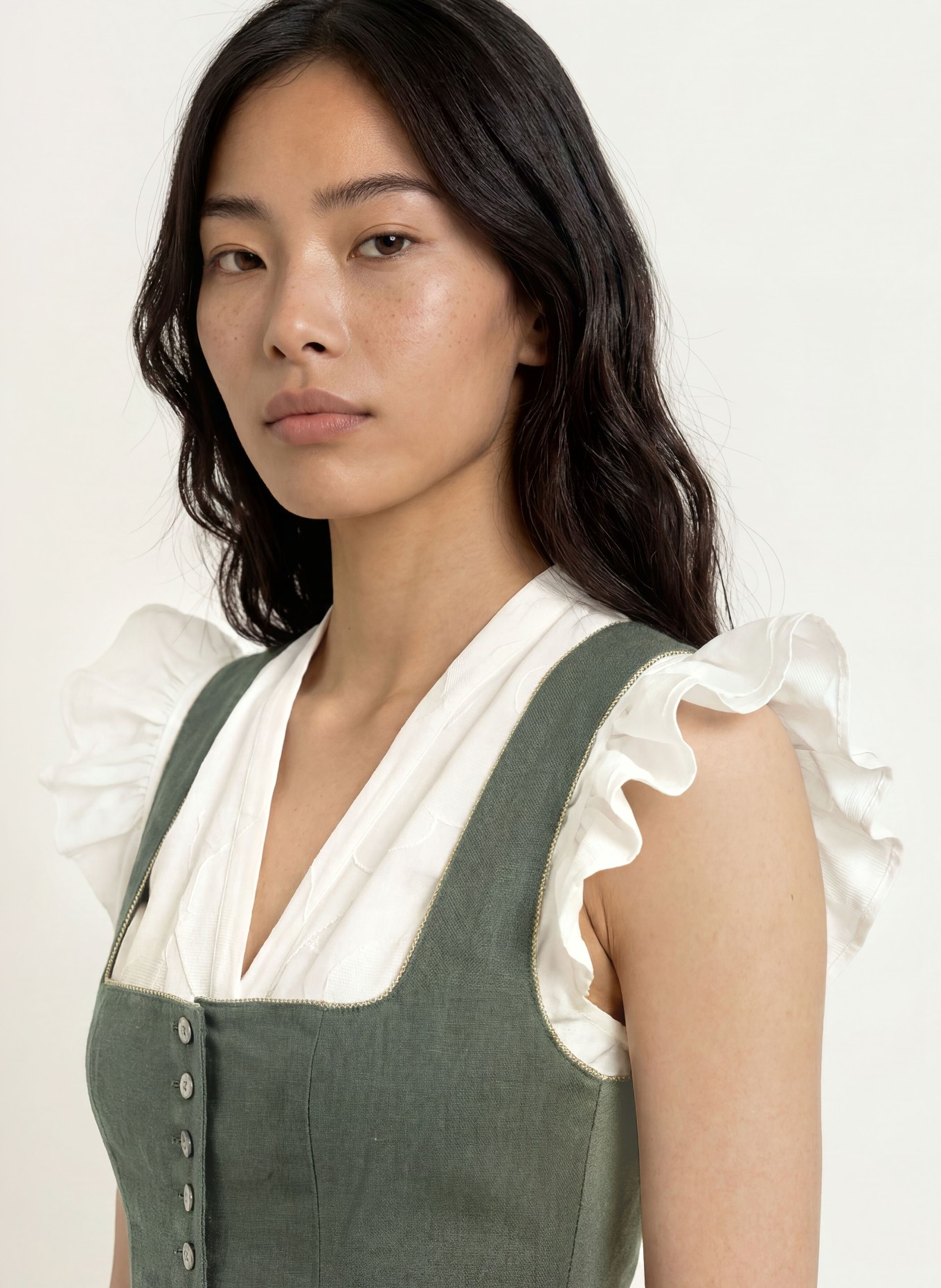 Grasegger Linnen dirndl BRIANNA: GROEN / DONKERROOD / LICHTGROEN