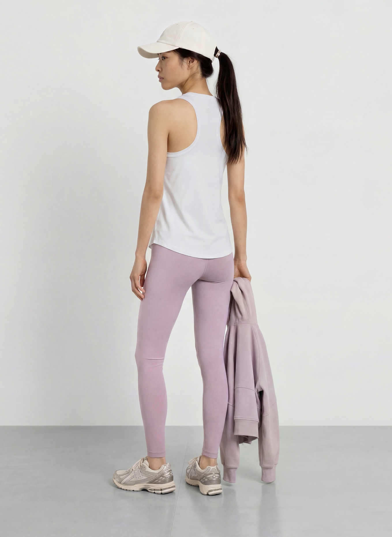 lululemon Tank Top LOVE: WEISS