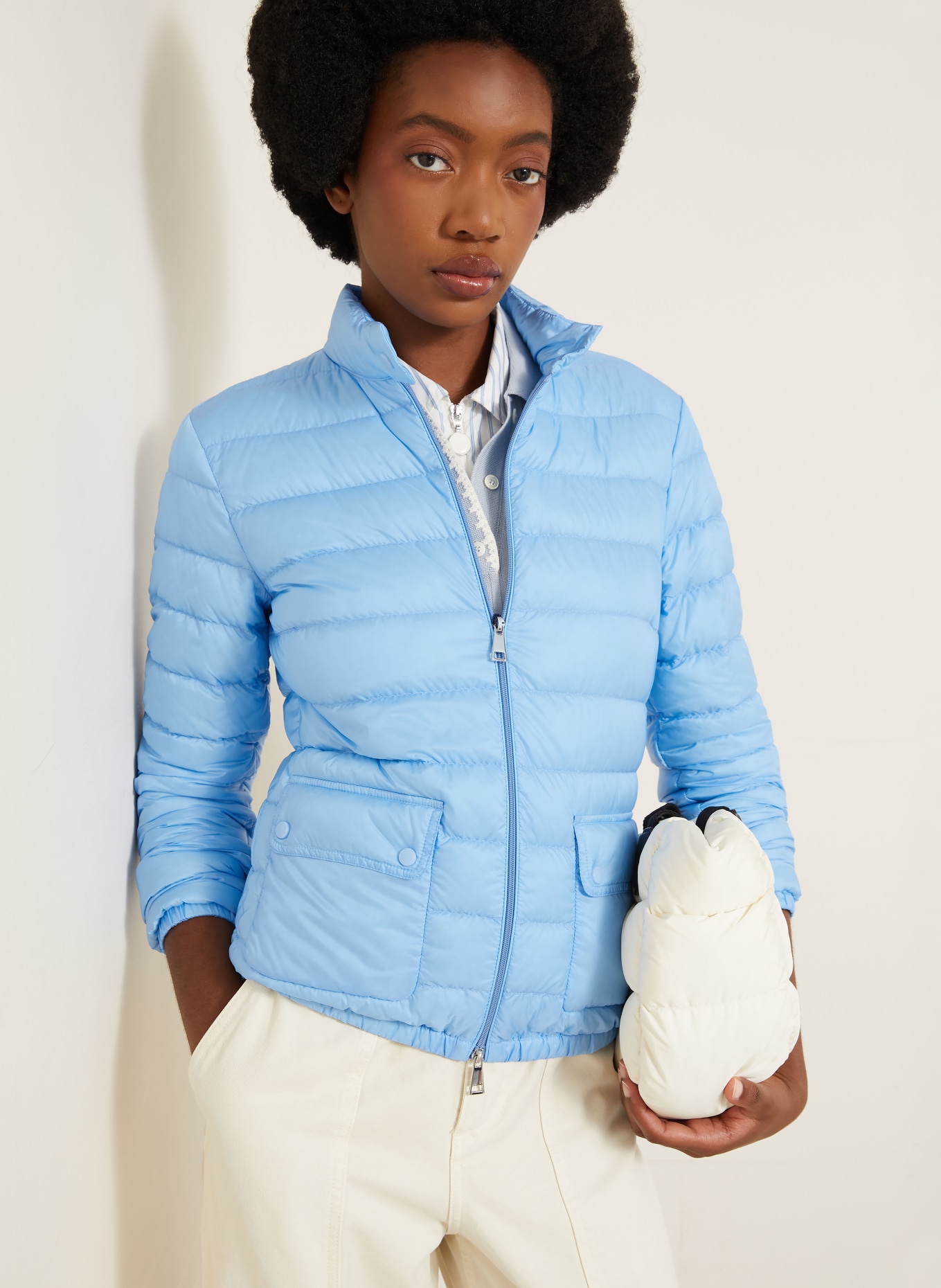 MONCLER Lightweight donsjas LANS: LICHTBLAUW