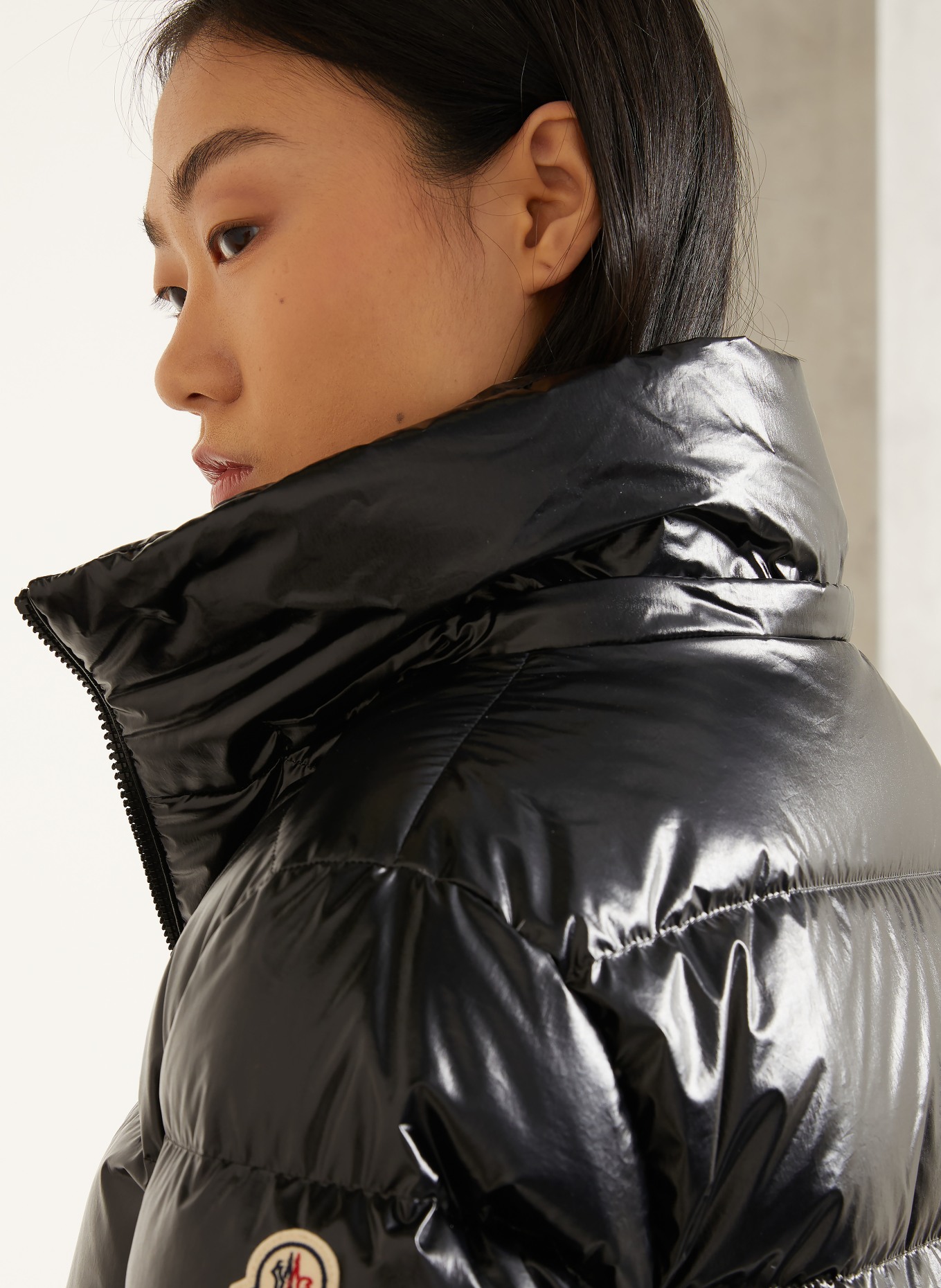 MONCLER Kurtka puchowa NIVEOLE z odpinanym kapturem: CZARNY