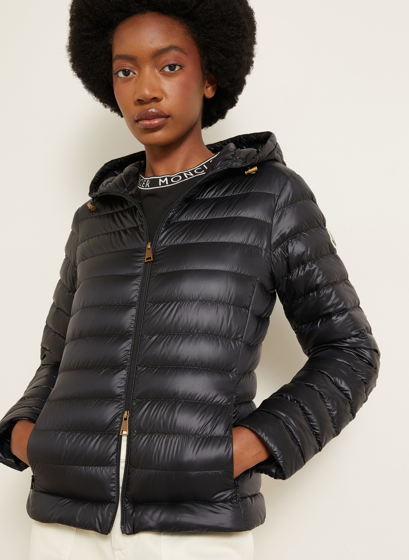 MONCLER Lightweight donsjas IGELHOOD: ZWART