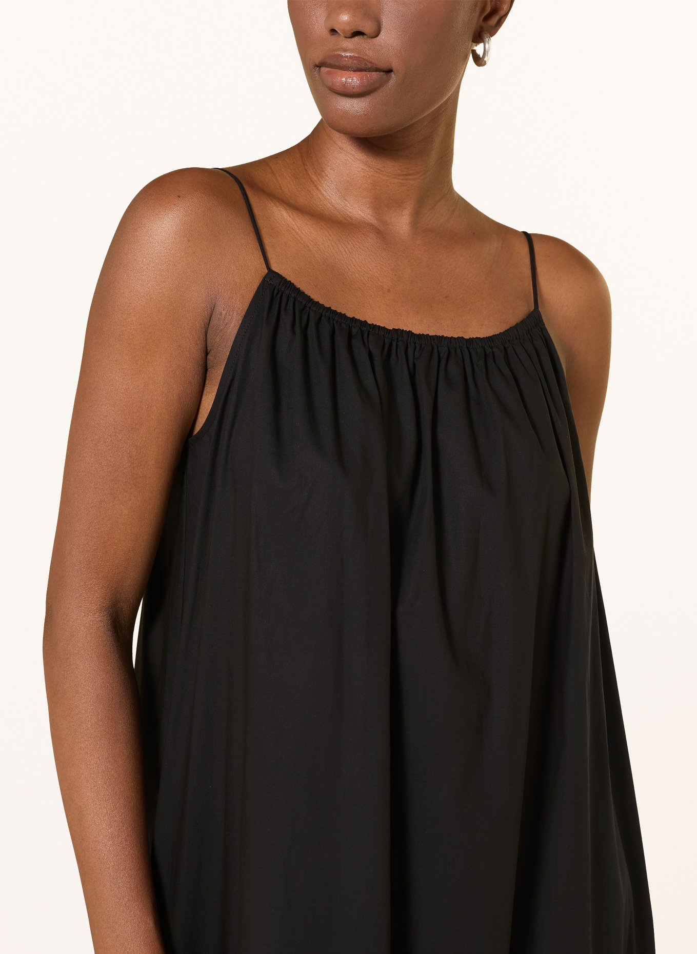 ARKET Strandkleid: SCHWARZ