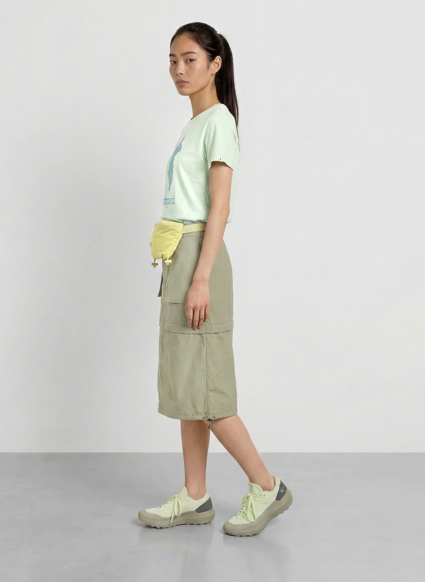 cotopaxi LLAMA T-shirt: LIGHT GREEN / TEAL