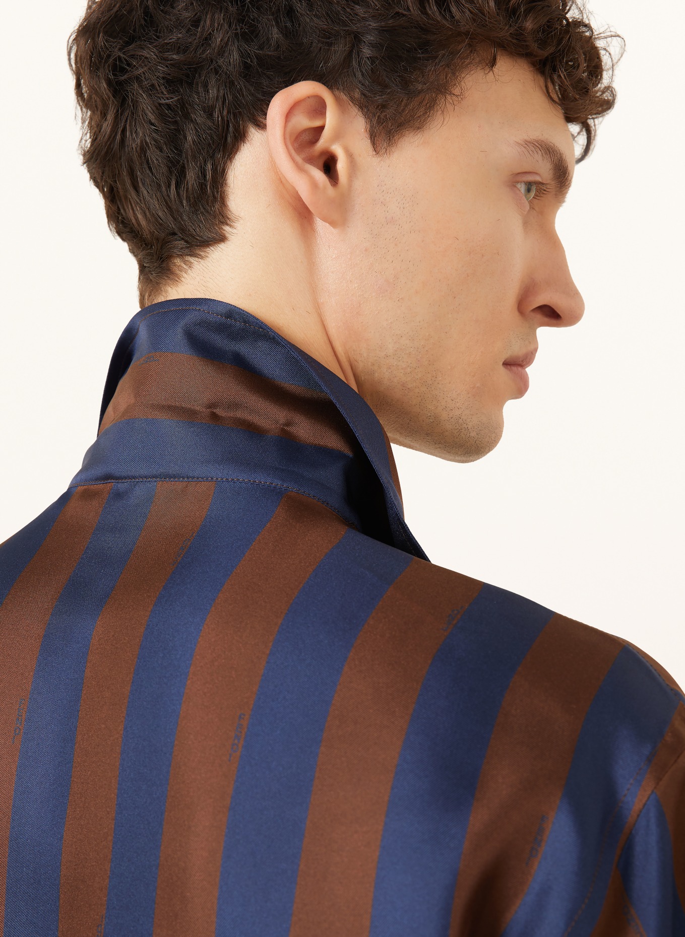 FENDI Resorthemd Comfort Fit aus Seide: DUNKELBLAU / DUNKELBRAUN