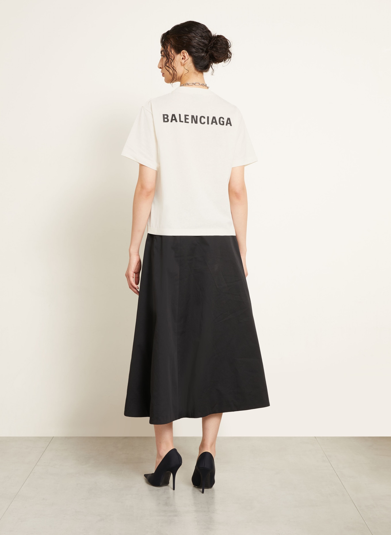 BALENCIAGA T-Shirt: CREME / SCHWARZ