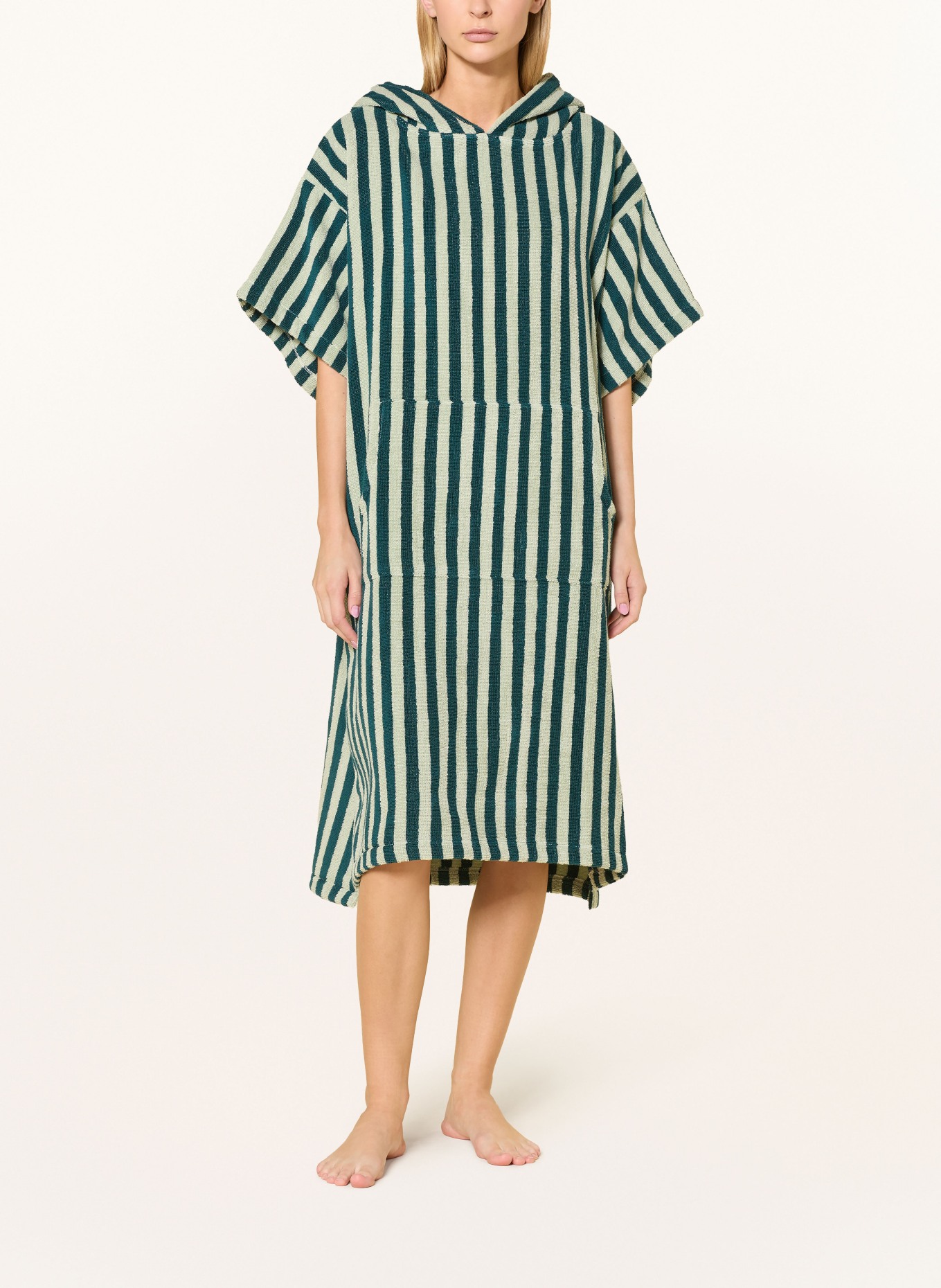 BONGUSTA Unisex-Poncho NARAM mit Kapuze: DUNKELGRÜN / HELLGRÜN