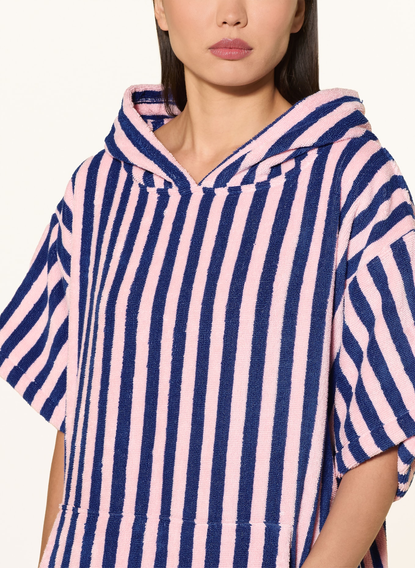 BONGUSTA Unisex-Poncho NARAM met capuchon: BLAUW / ROSE CLAIR
