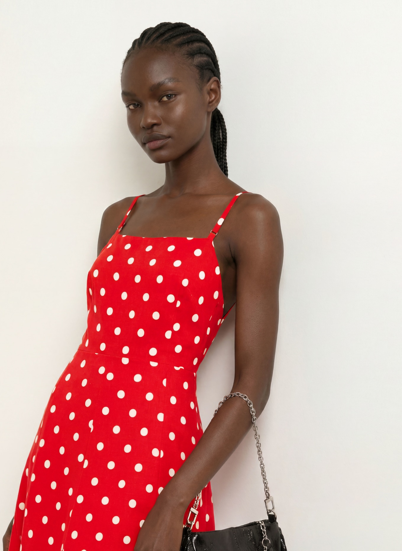 maje Kleid mit Leinen und Cut-out: ROT