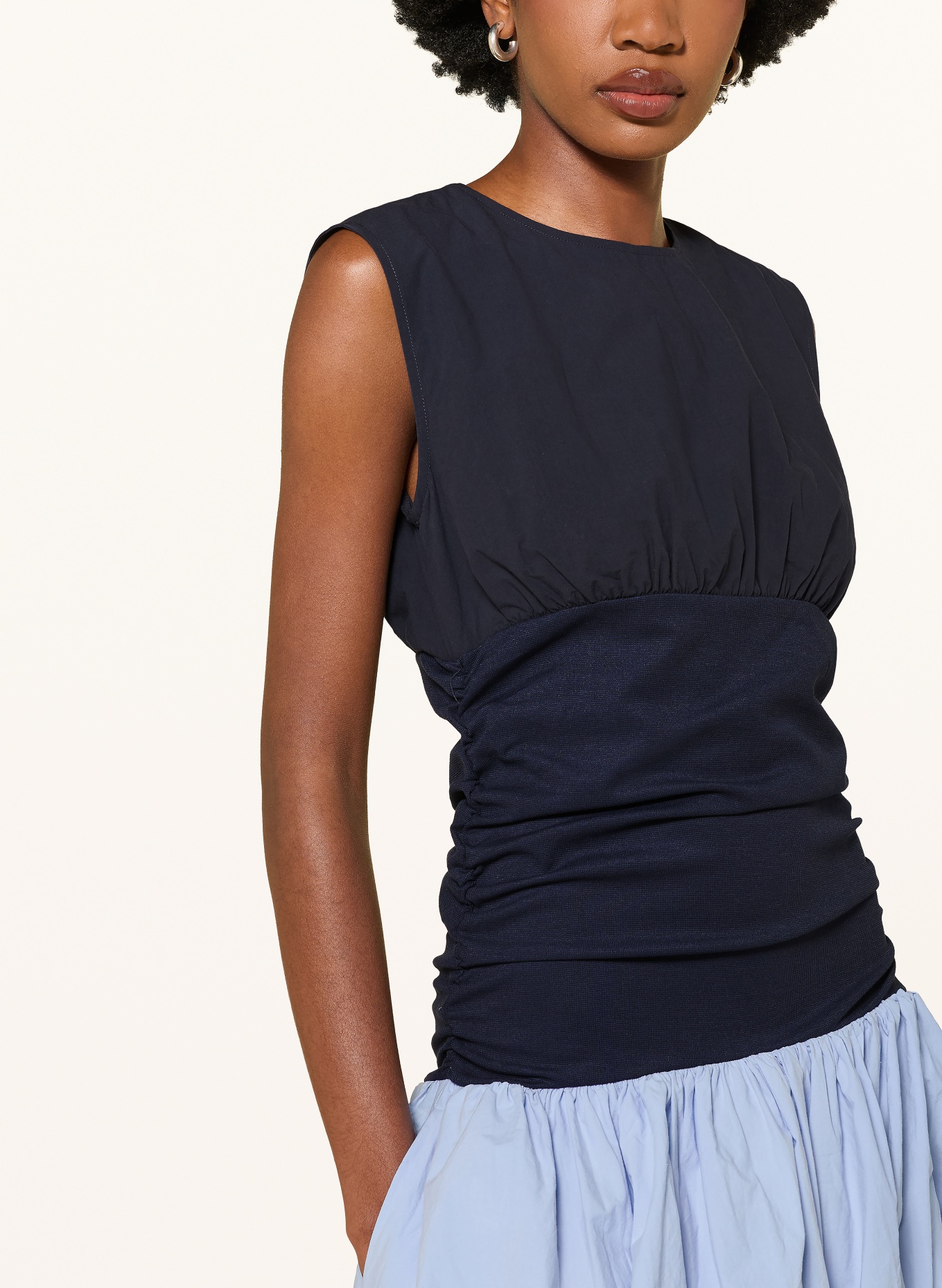 maje Kleid im Materialmix: DUNKELBLAU / HELLBLAU