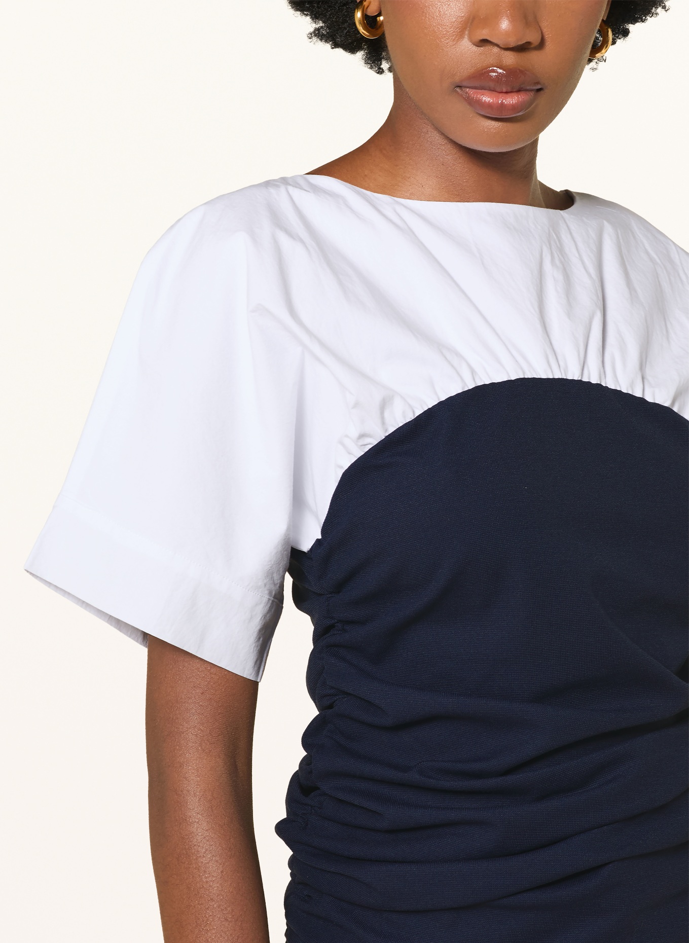maje T-Shirt im Materialmix: DUNKELBLAU / WEISS