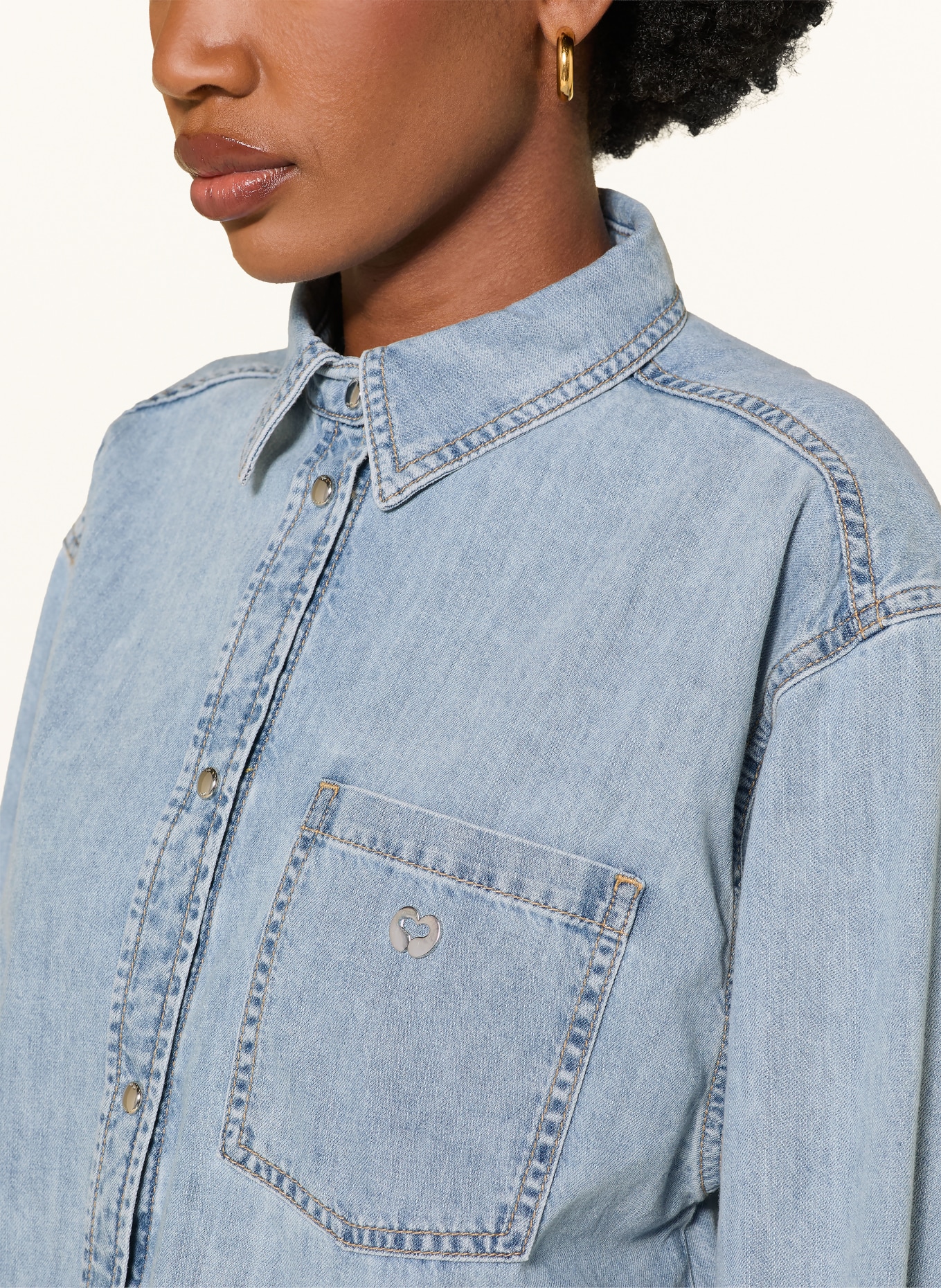 maje Jeansbluse: HELLBLAU