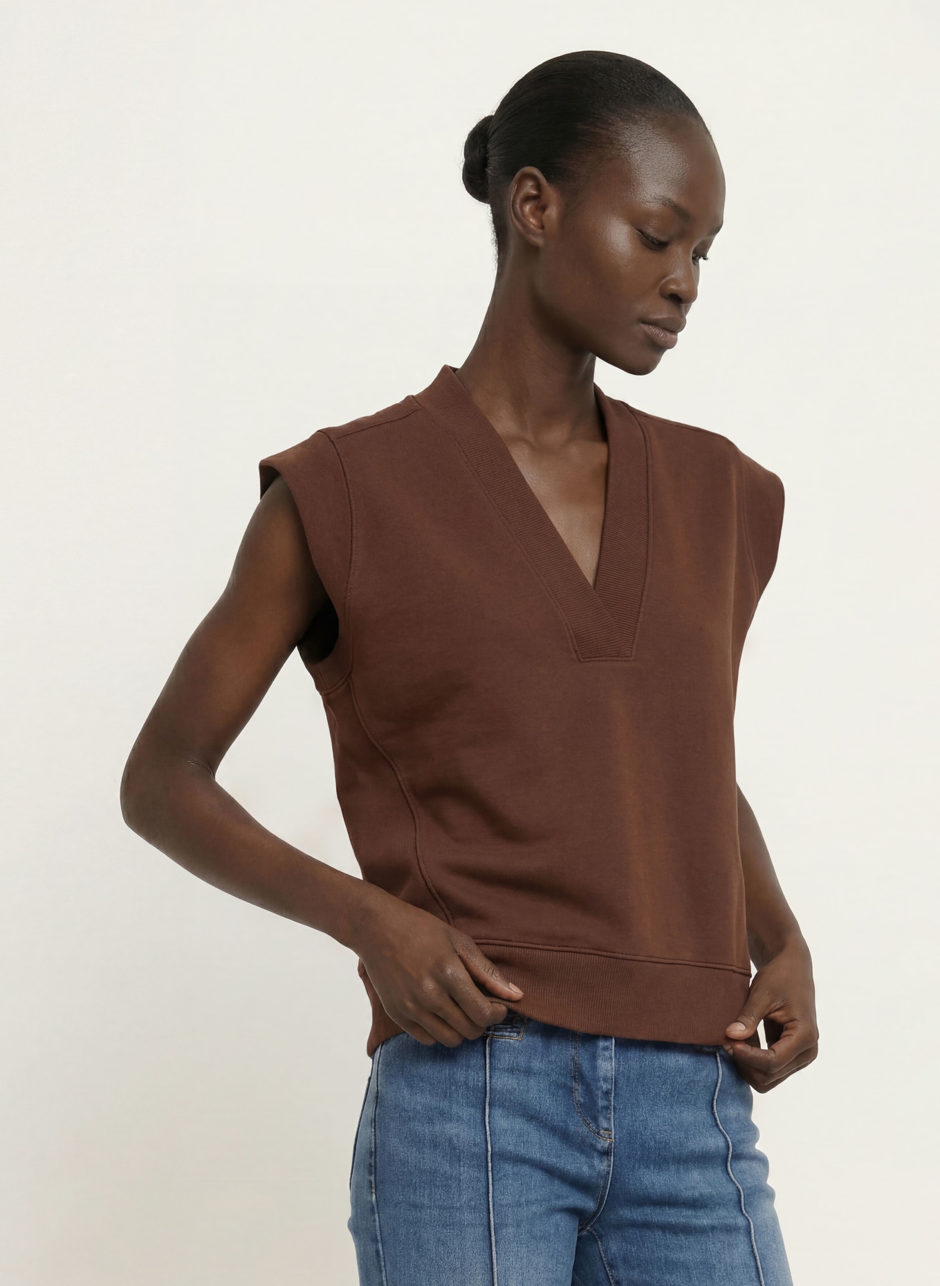 REISS Sweat-shirt WILLA SWEAT: MARRON FONCÉ