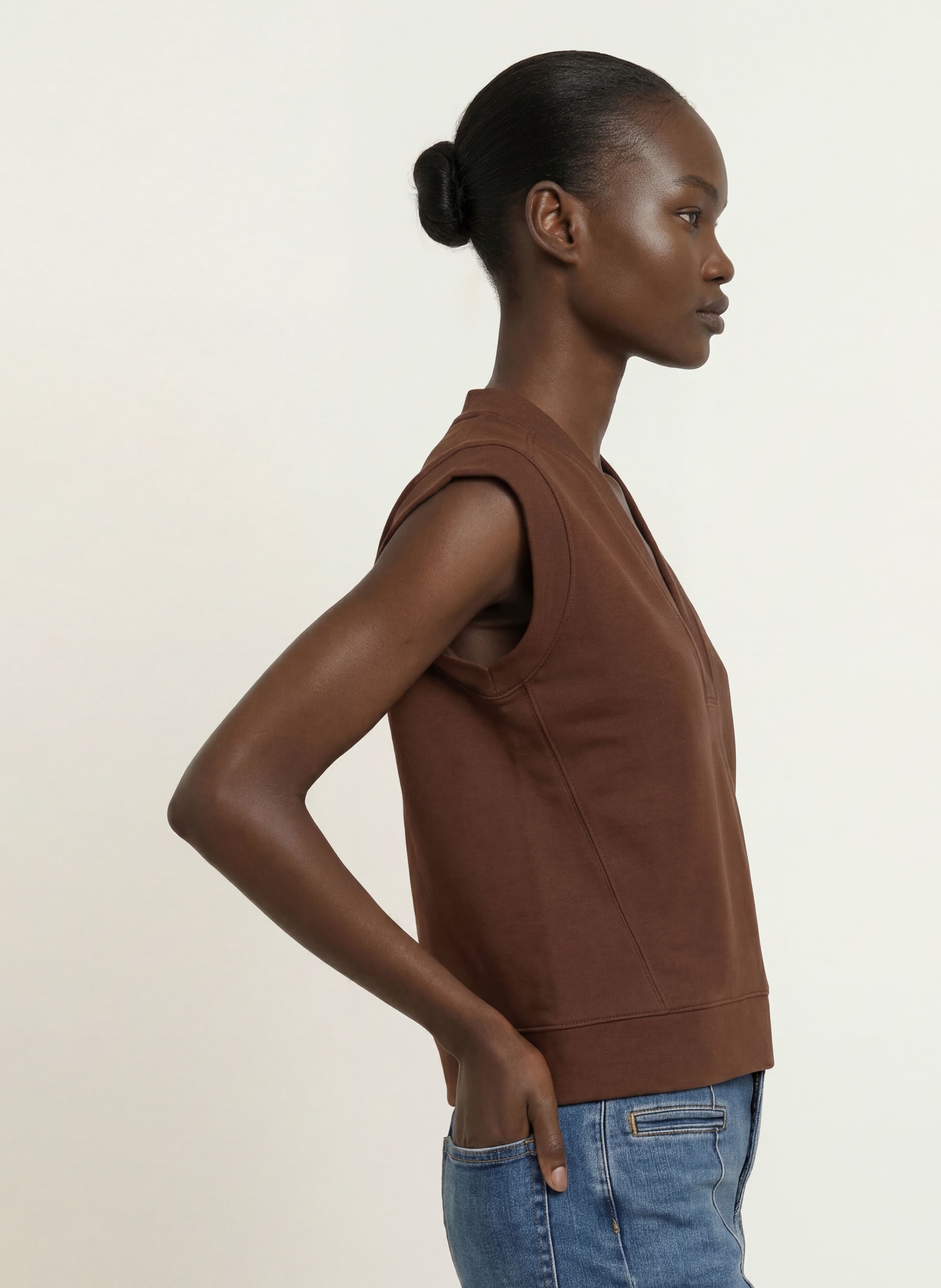 REISS Sweat-shirt WILLA SWEAT: MARRON FONCÉ