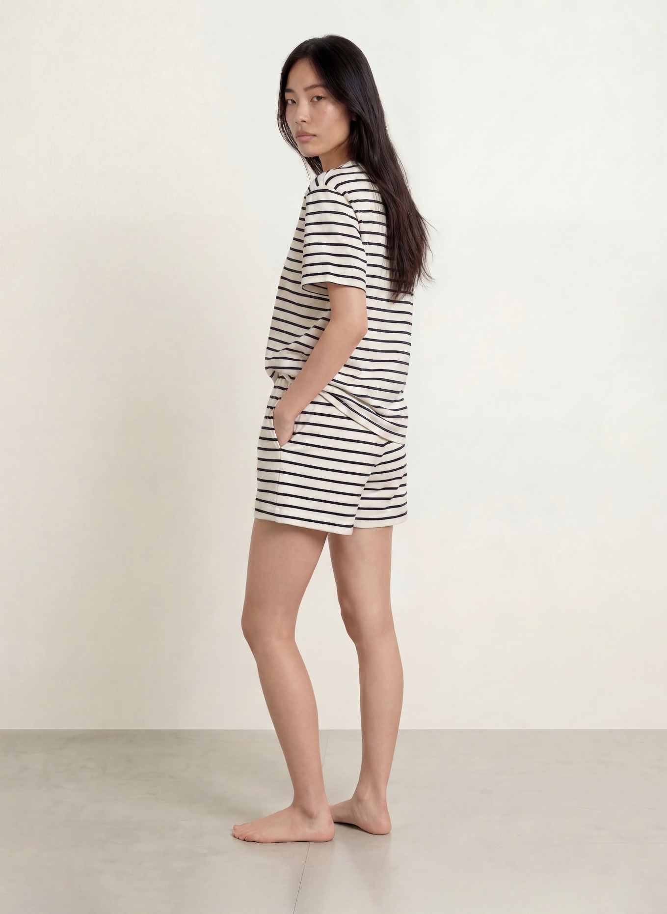 CALIDA Schlafshorts FAVOURITES LAYERING: CREME / DUNKELBLAU