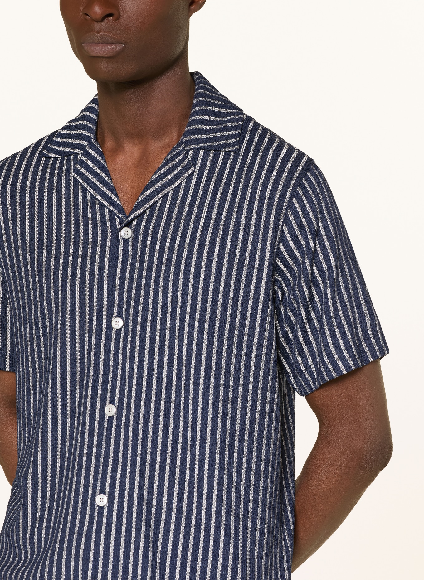 REISS GRIFF Comfort Fit Resort Shirt: DARK BLUE / LIGHT GRAY / WHITE