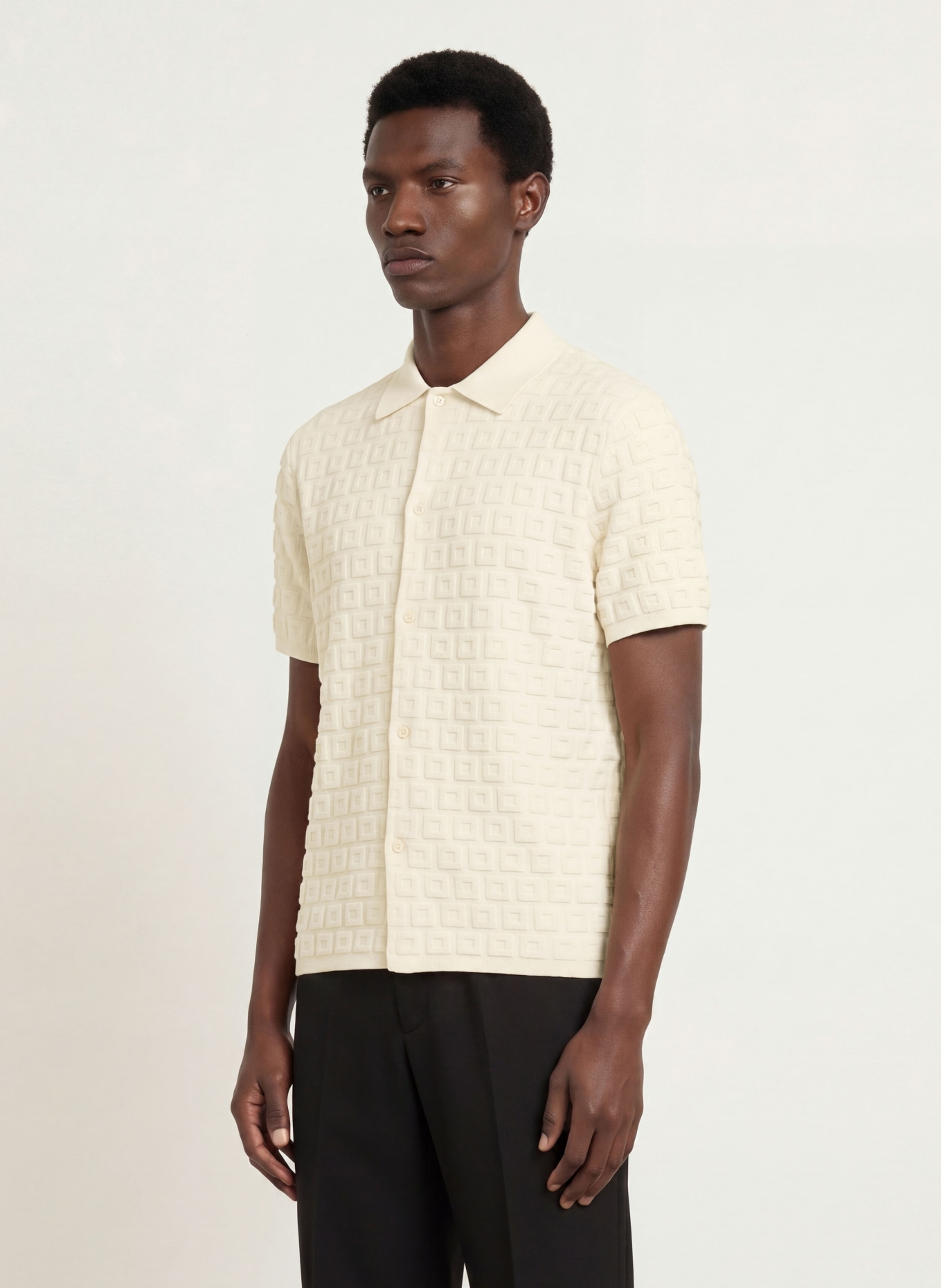 SANDRO Kurzarm-Hemd Comfort Fit: ECRU
