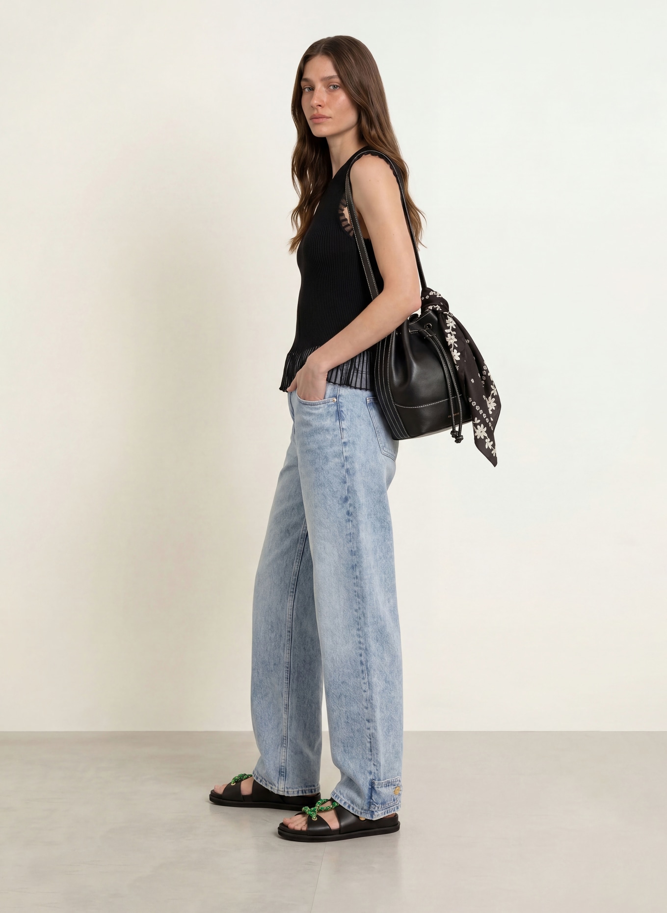 CLAUDIE PIERLOT Stricktop: SCHWARZ