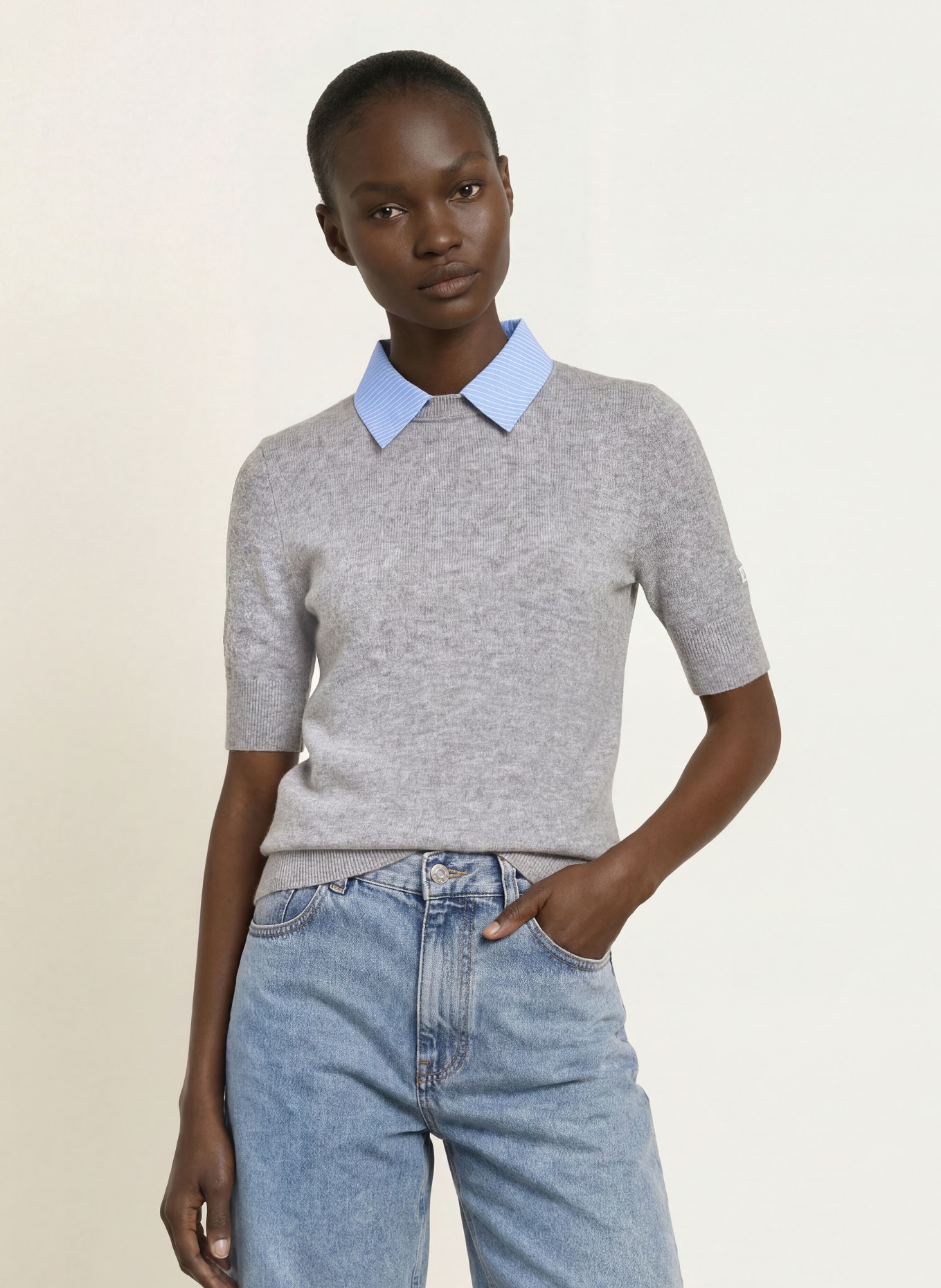 CLAUDIE PIERLOT Strickshirt mit abnehmbarem Kragen: GRAU / HELLBLAU / WEISS