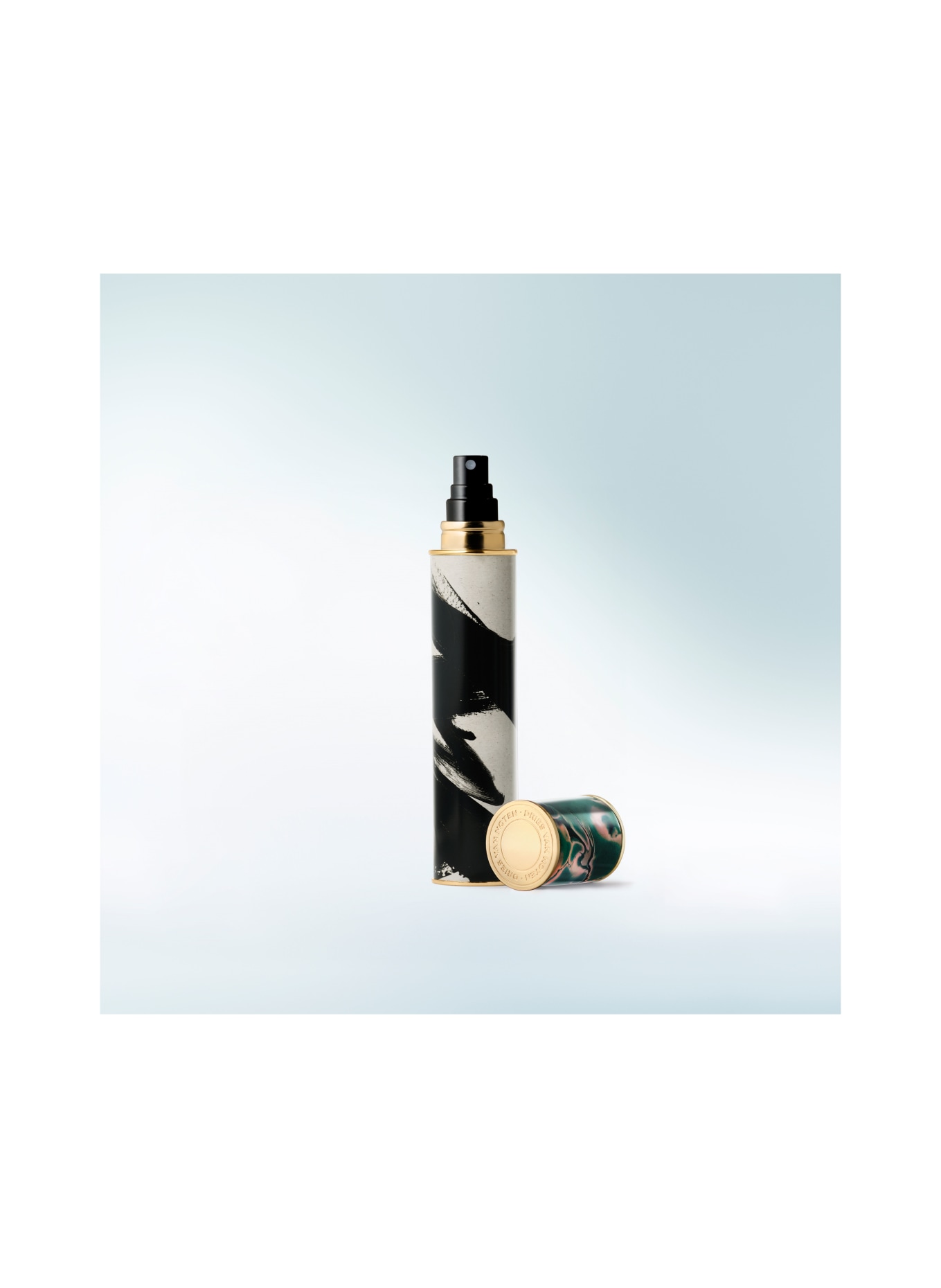 DRIES VAN NOTEN BEAUTY NOMADIC CASE WOODY