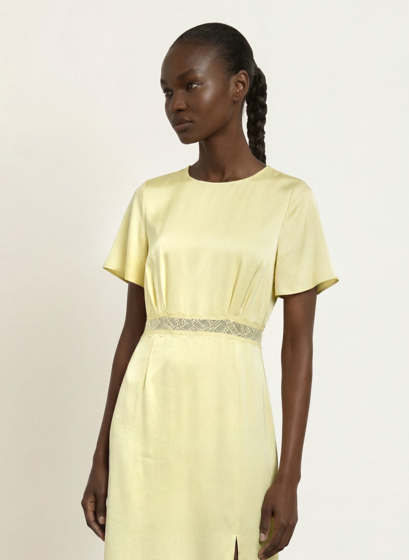 CLAUDIE PIERLOT Satinkleid mit Cut-out: HELLGELB