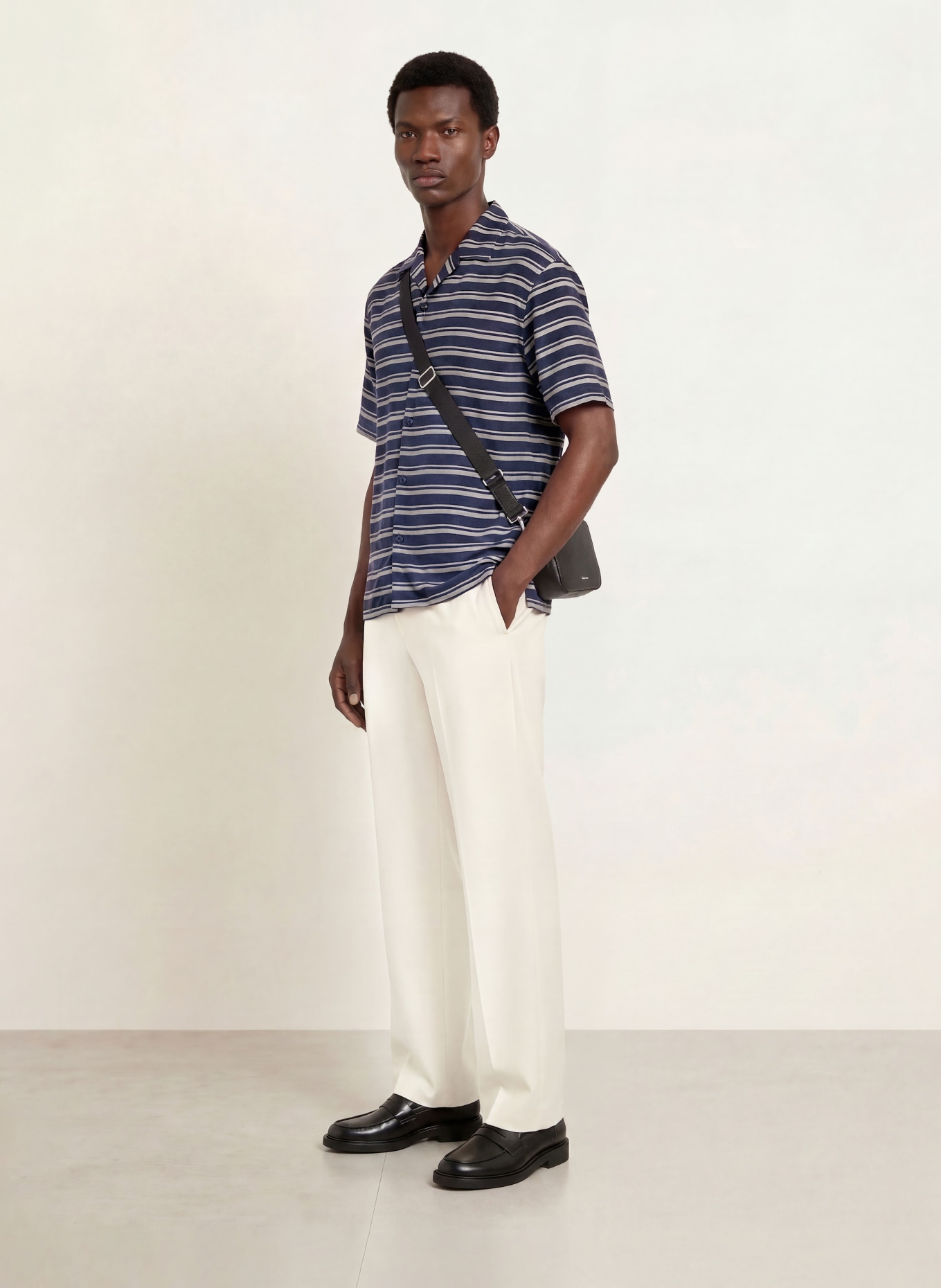 SANDRO Resorthemd Comfort Fit: DUNKELBLAU / SILBER