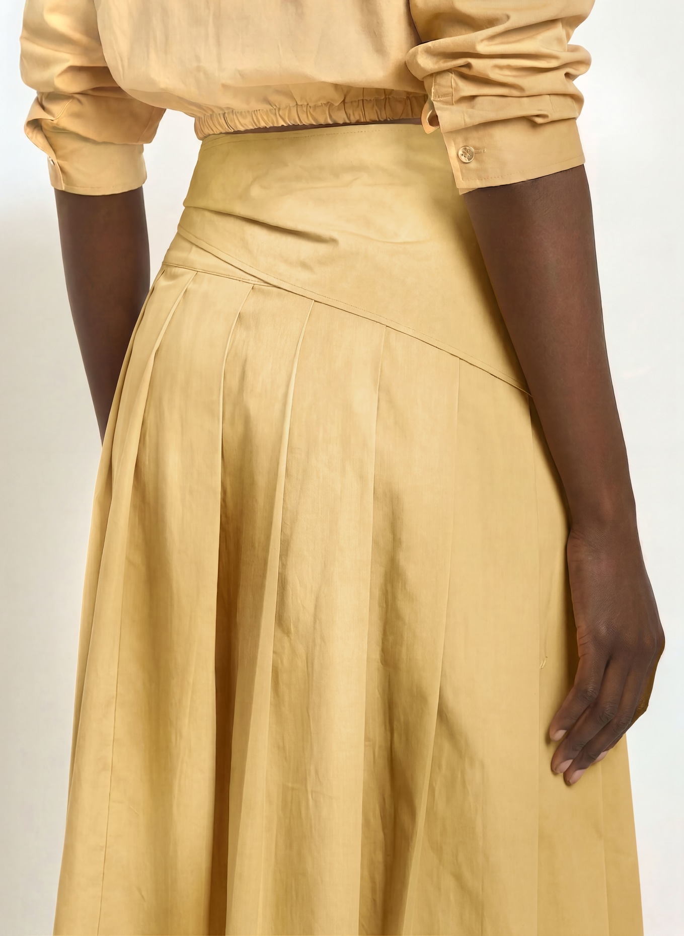 CLAUDIE PIERLOT Faltenrock: BEIGE