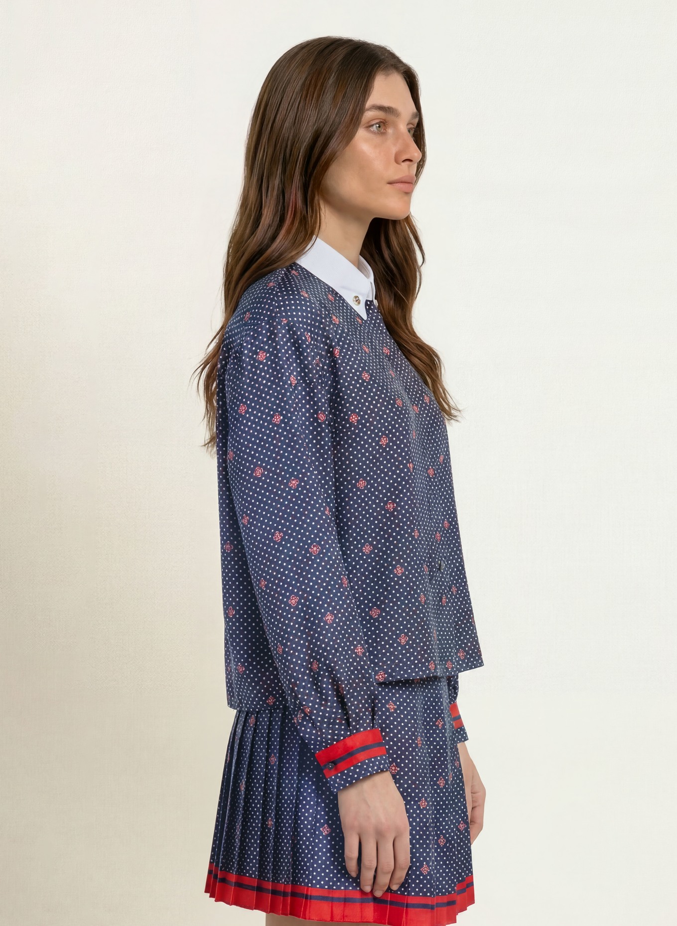 CLAUDIE PIERLOT Hemdbluse aus Seide: DUNKELBLAU / ROT / WEISS