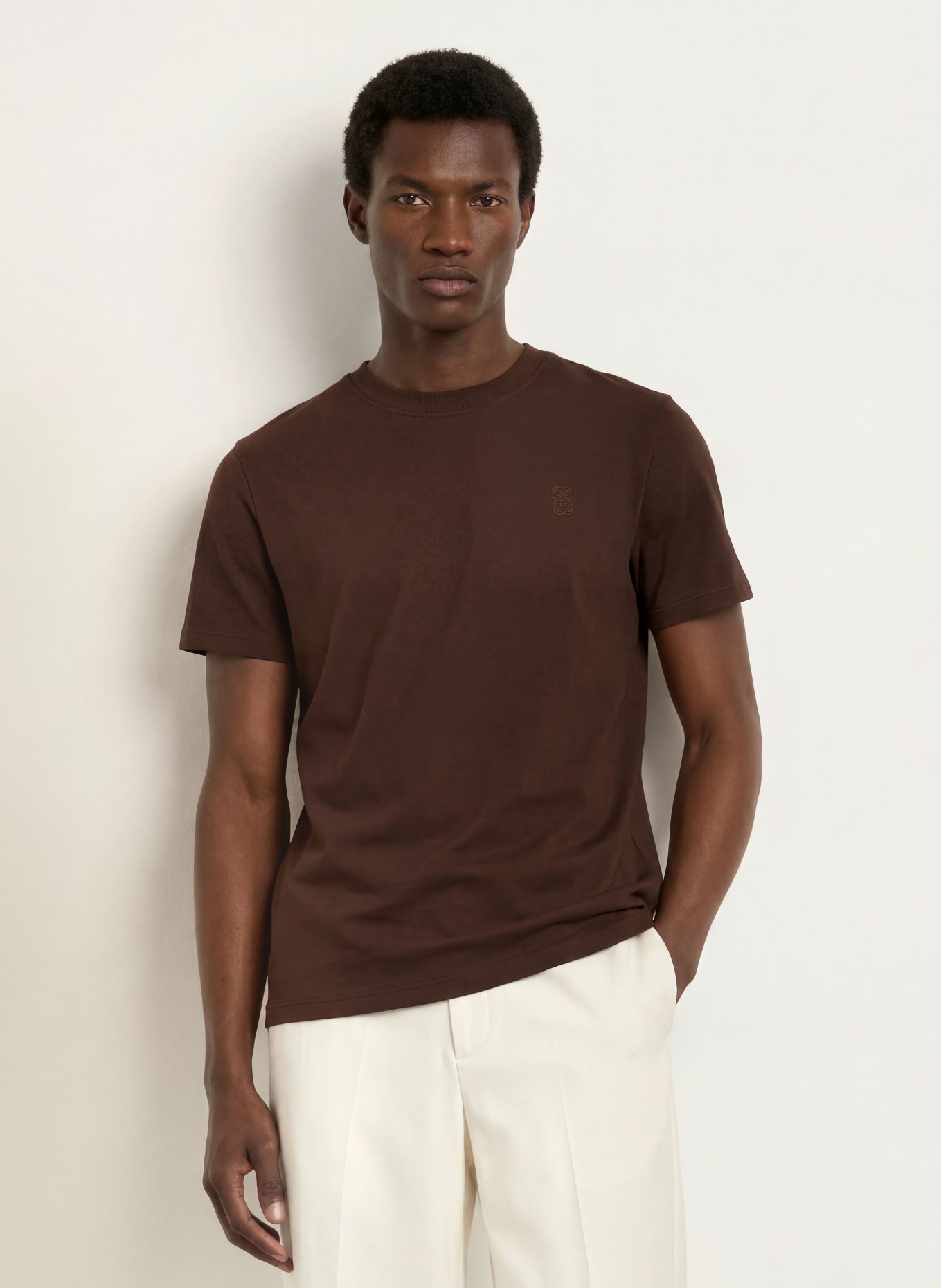 SANDRO T-Shirt: DUNKELBRAUN
