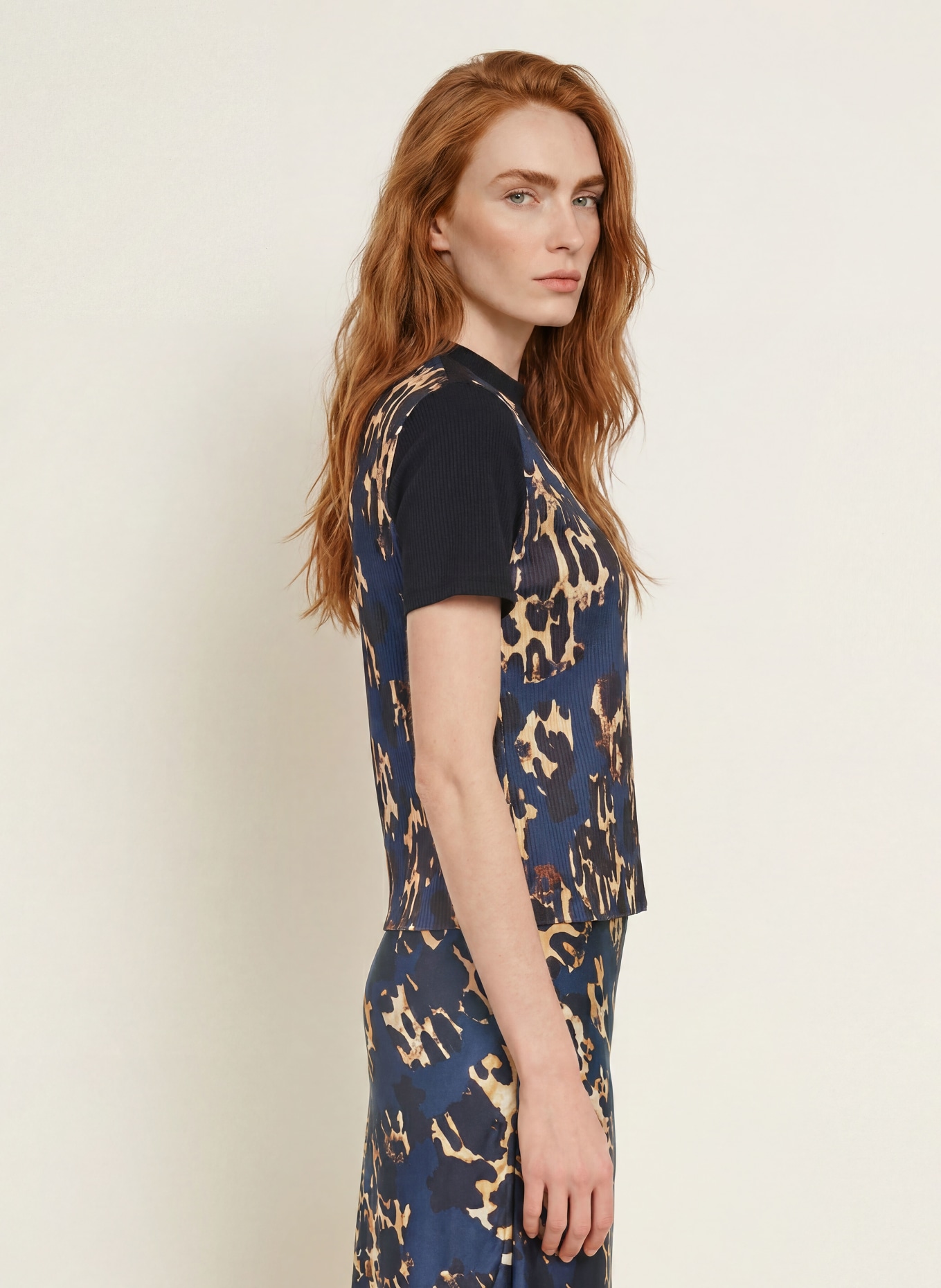 SPORTALM T-shirt van gemengde stoffen met plooien: DONKERBLAUW / COGNAC / ZWART