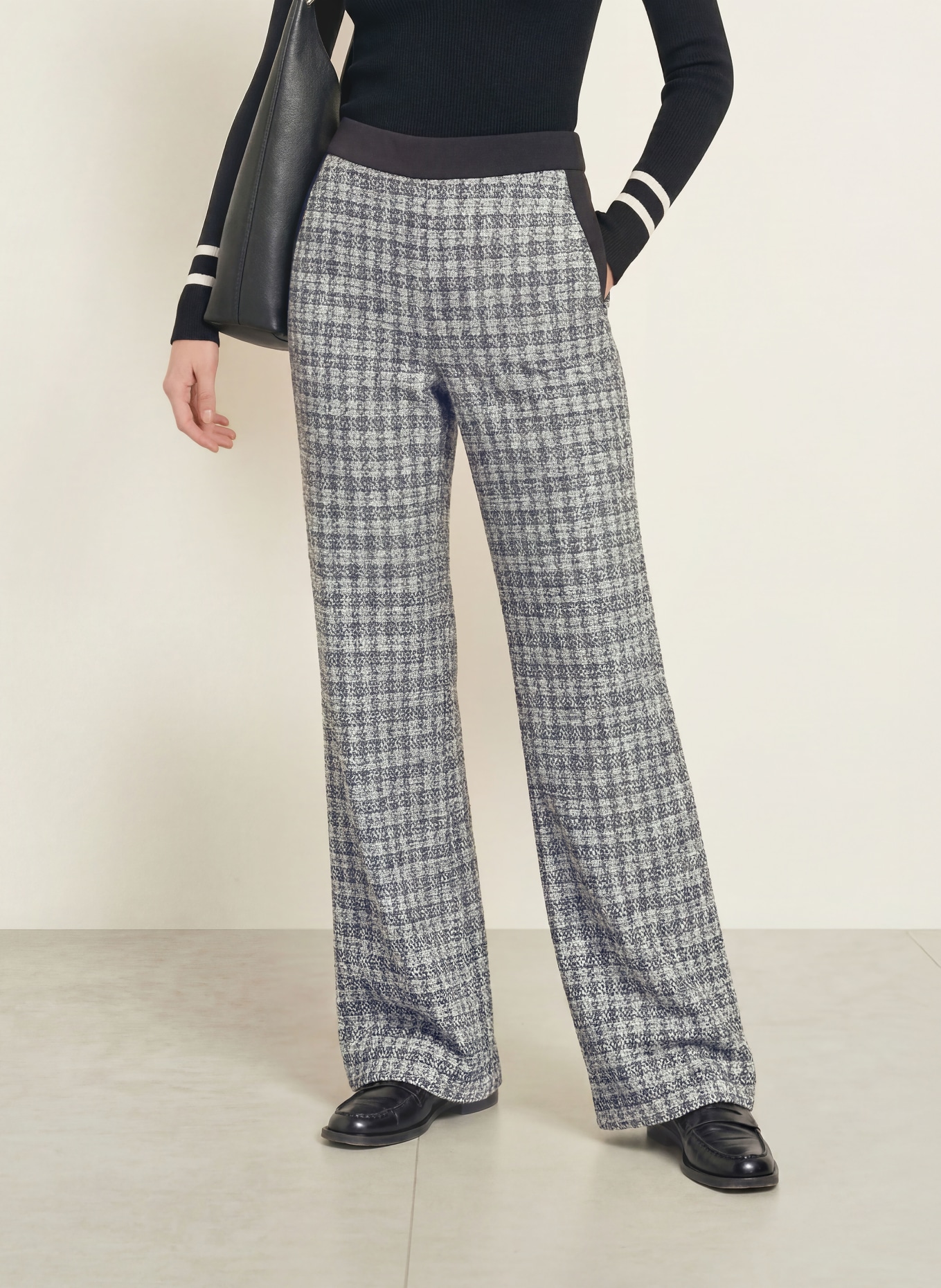 SPORTALM Marlenehose aus Bouclé mit Glitzergarn: SCHWARZ / SILBER / WEISS