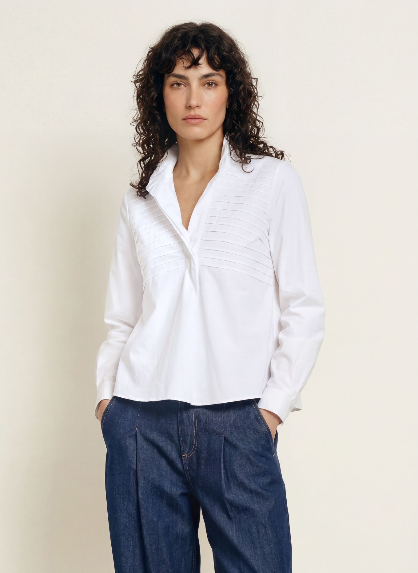 CLAUDIE PIERLOT Blusenshirt mit Volants: WEISS