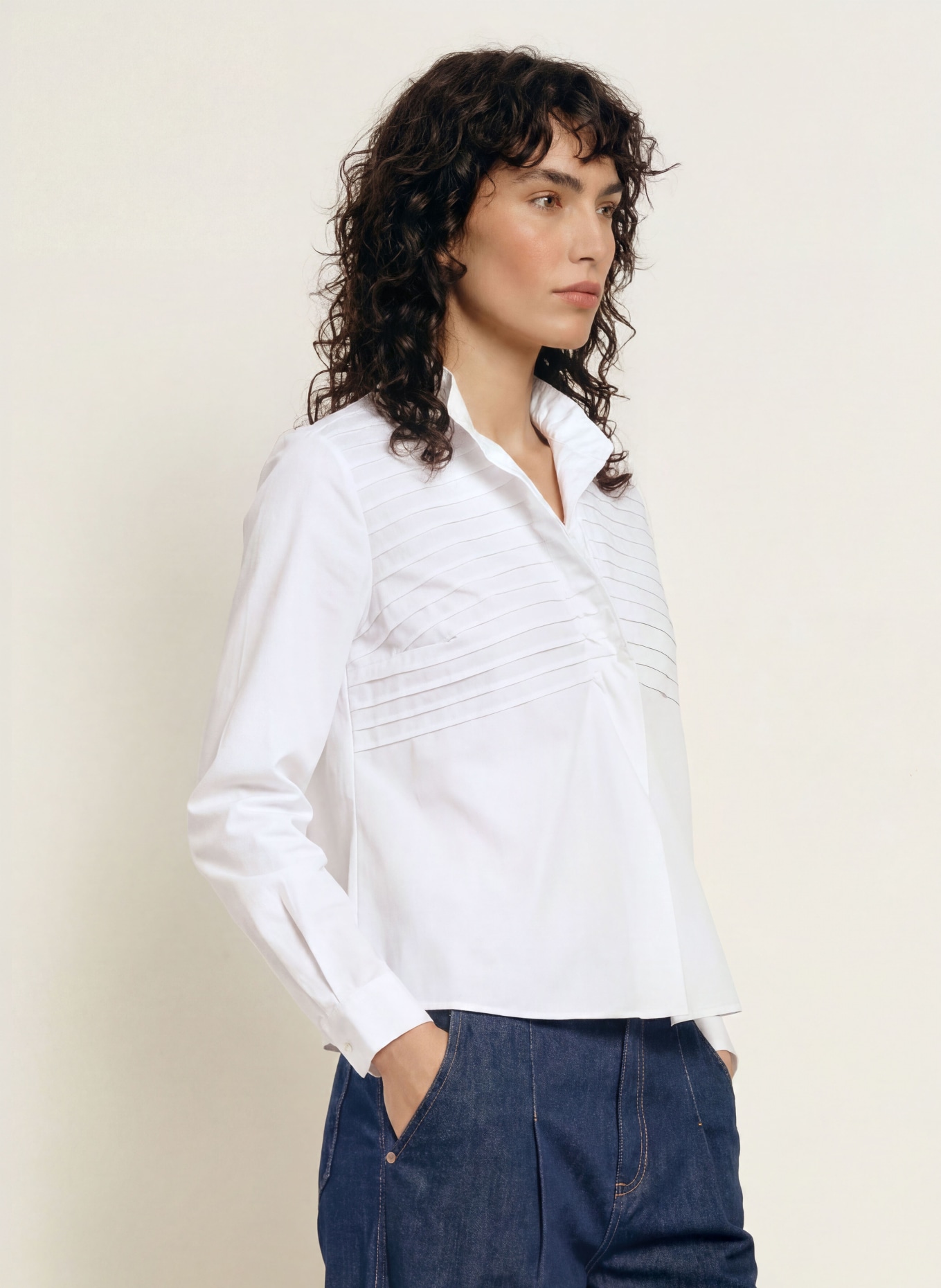 CLAUDIE PIERLOT Blusenshirt mit Volants: WEISS