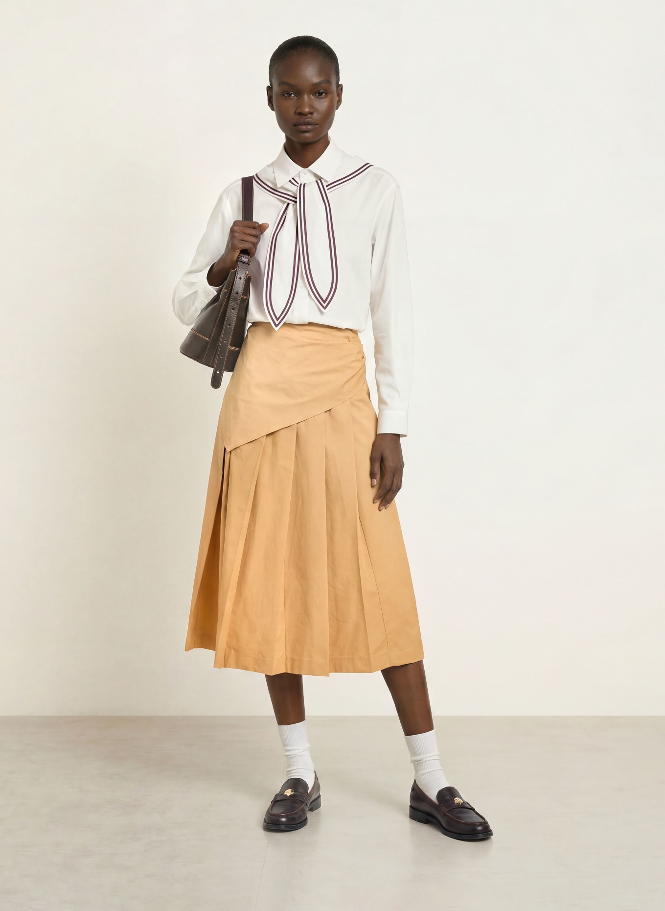 CLAUDIE PIERLOT Hemdbluse mit abnehmbarem Tuch: WEISS