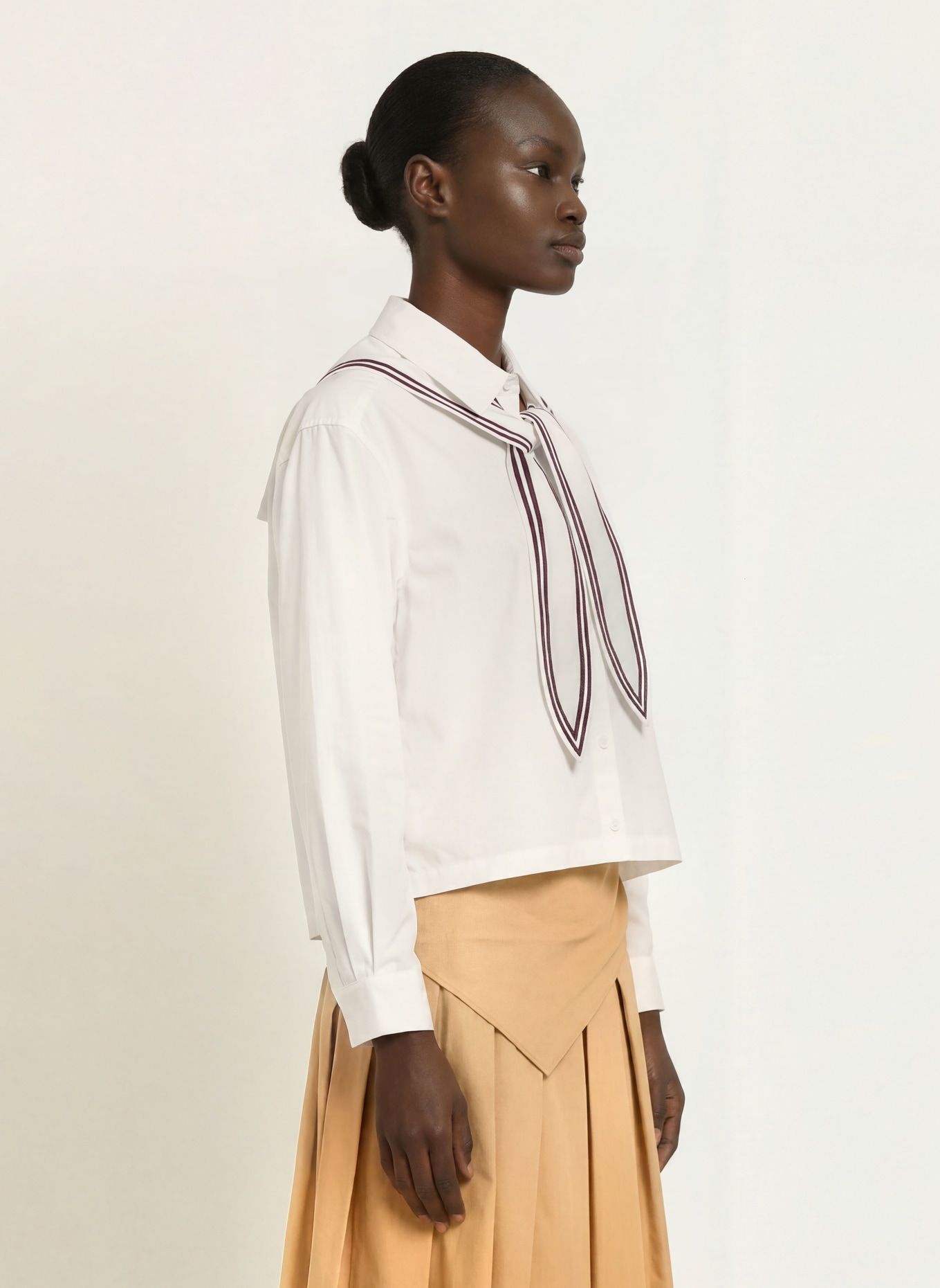 CLAUDIE PIERLOT Hemdbluse mit abnehmbarem Tuch: WEISS