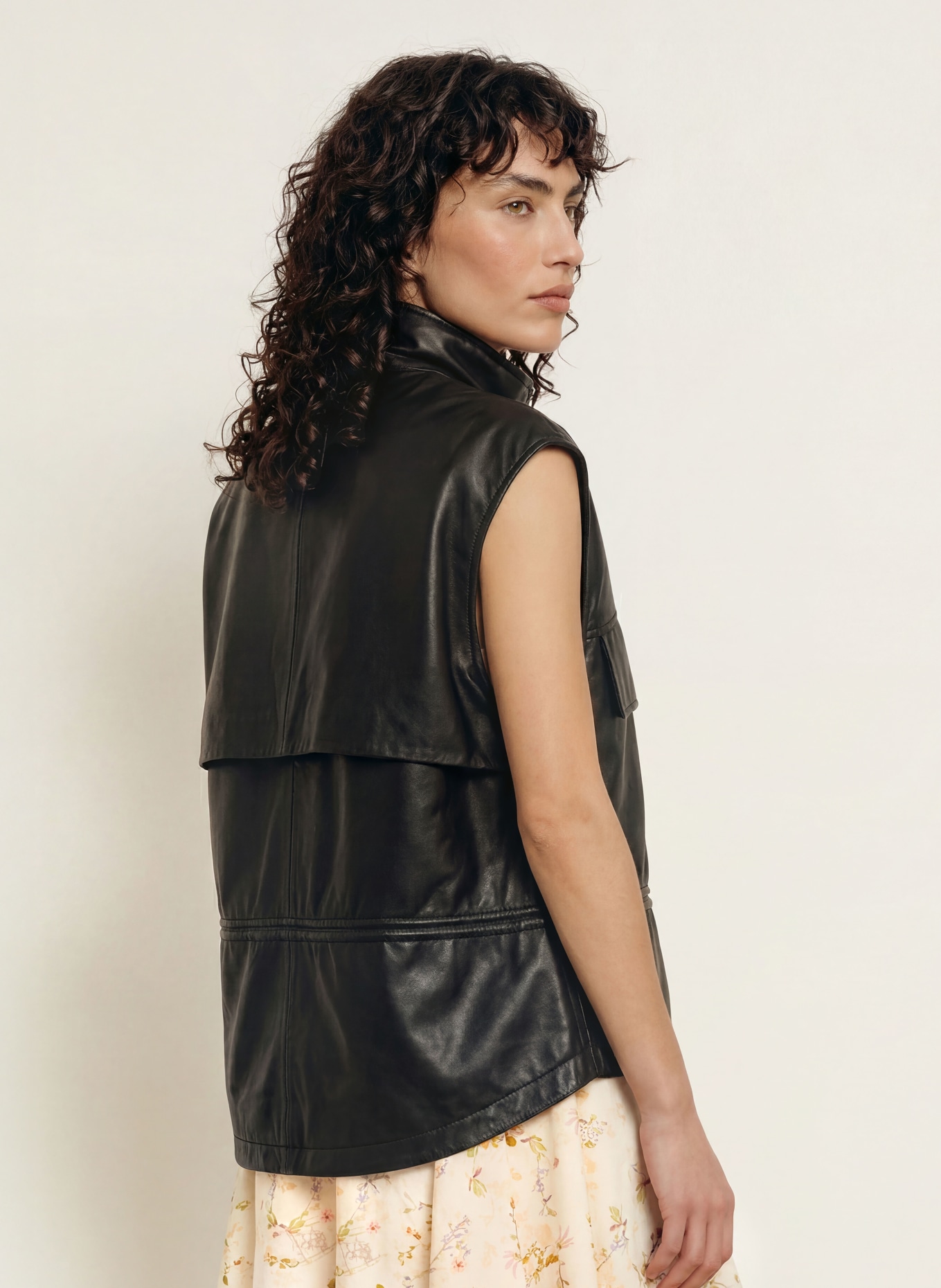 ALLSAINTS Gilet en cuir FLOR: NOIR
