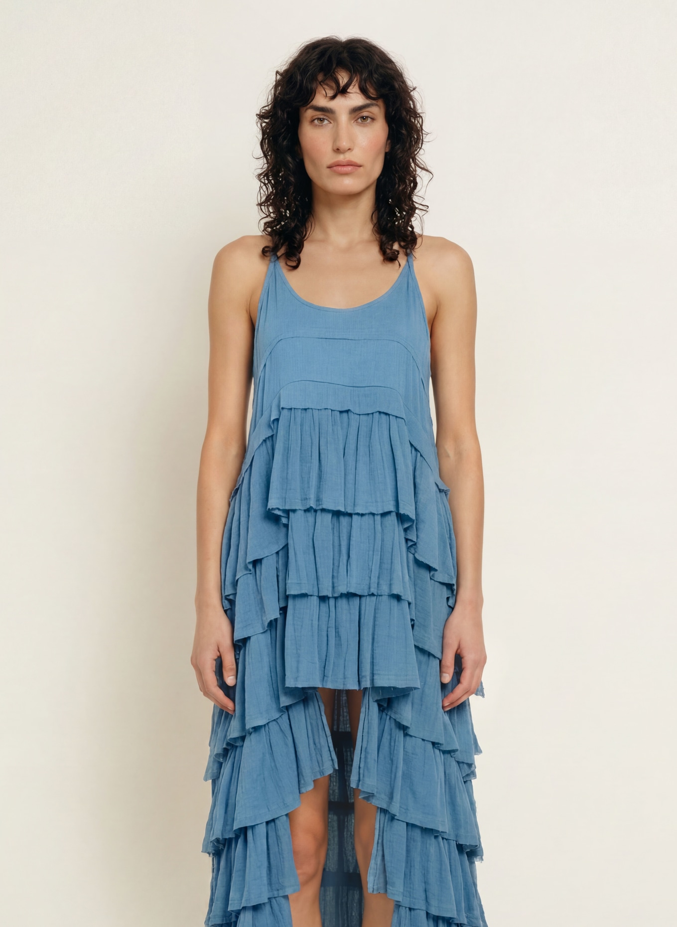 ALLSAINTS Robe CAVARLY à volants: BLEU GRIS