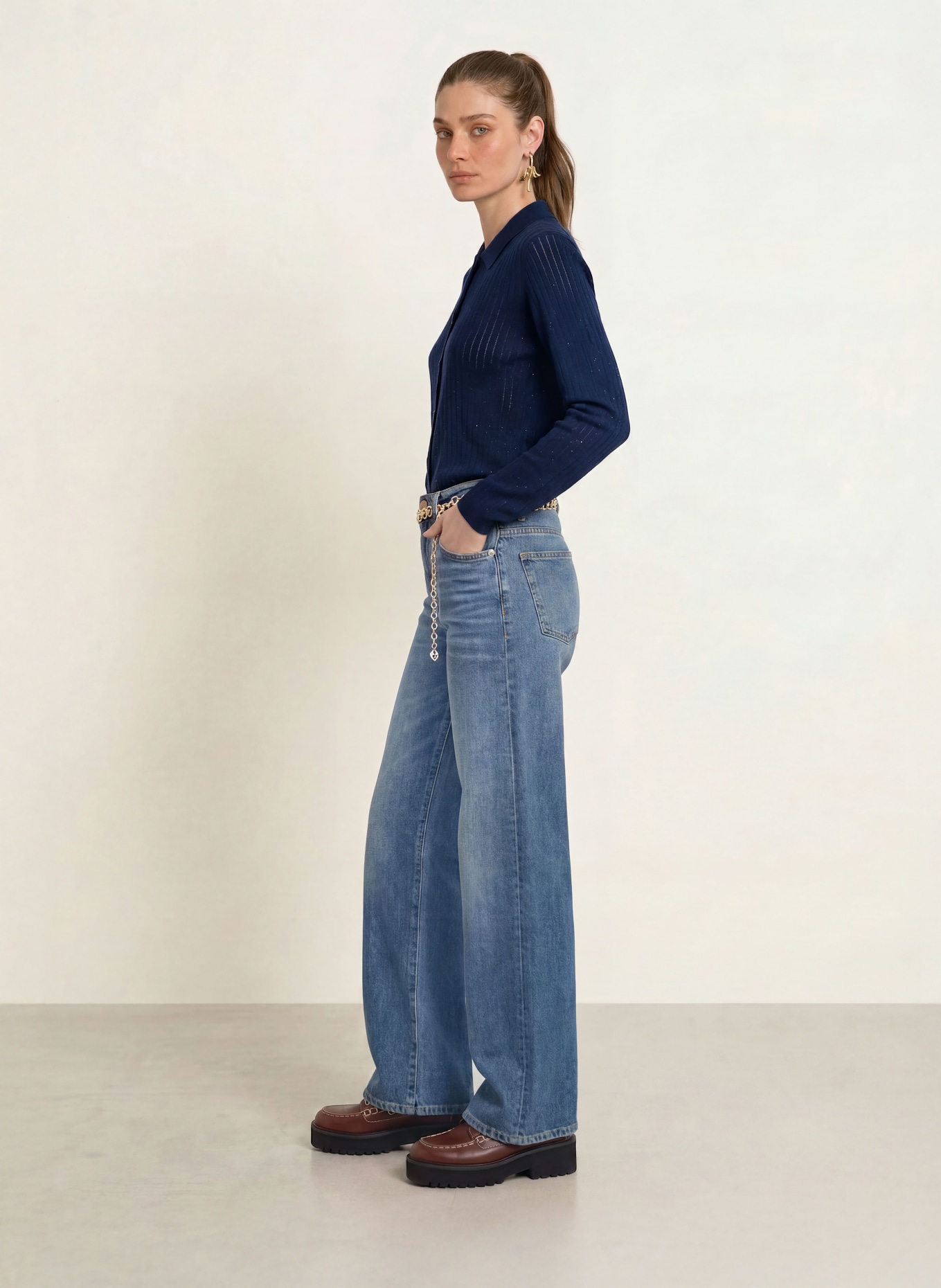 maje Strickjacke mit Schmucksteinen: DUNKELBLAU
