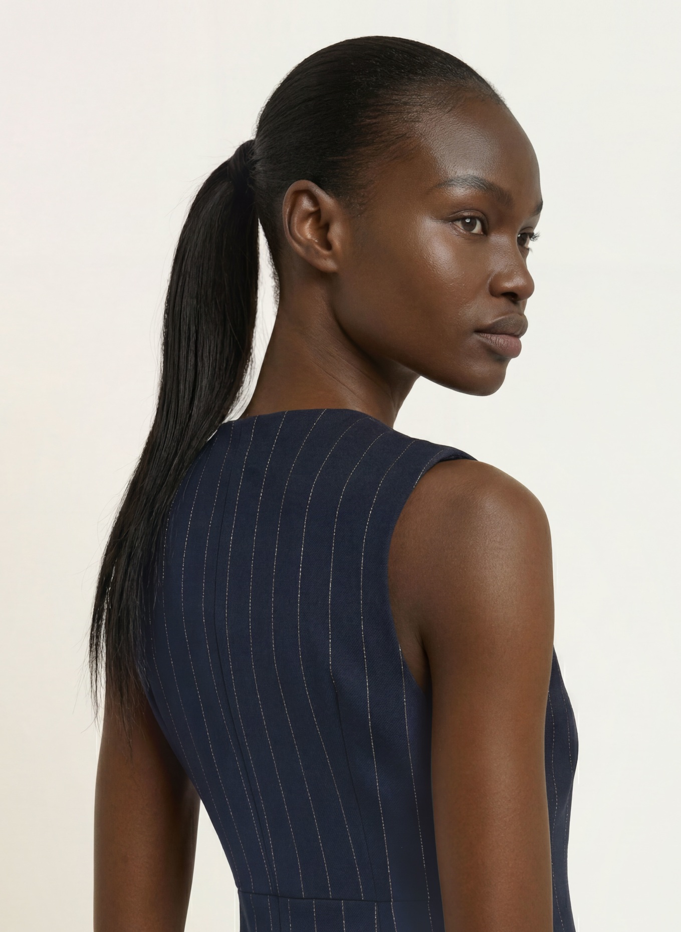 maje Kleid: DUNKELBLAU / WEISS