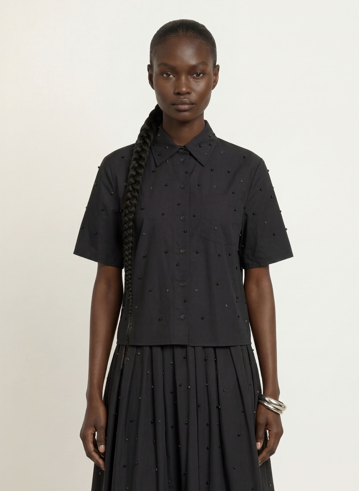maje Hemdbluse mit Schmucksteinen: SCHWARZ