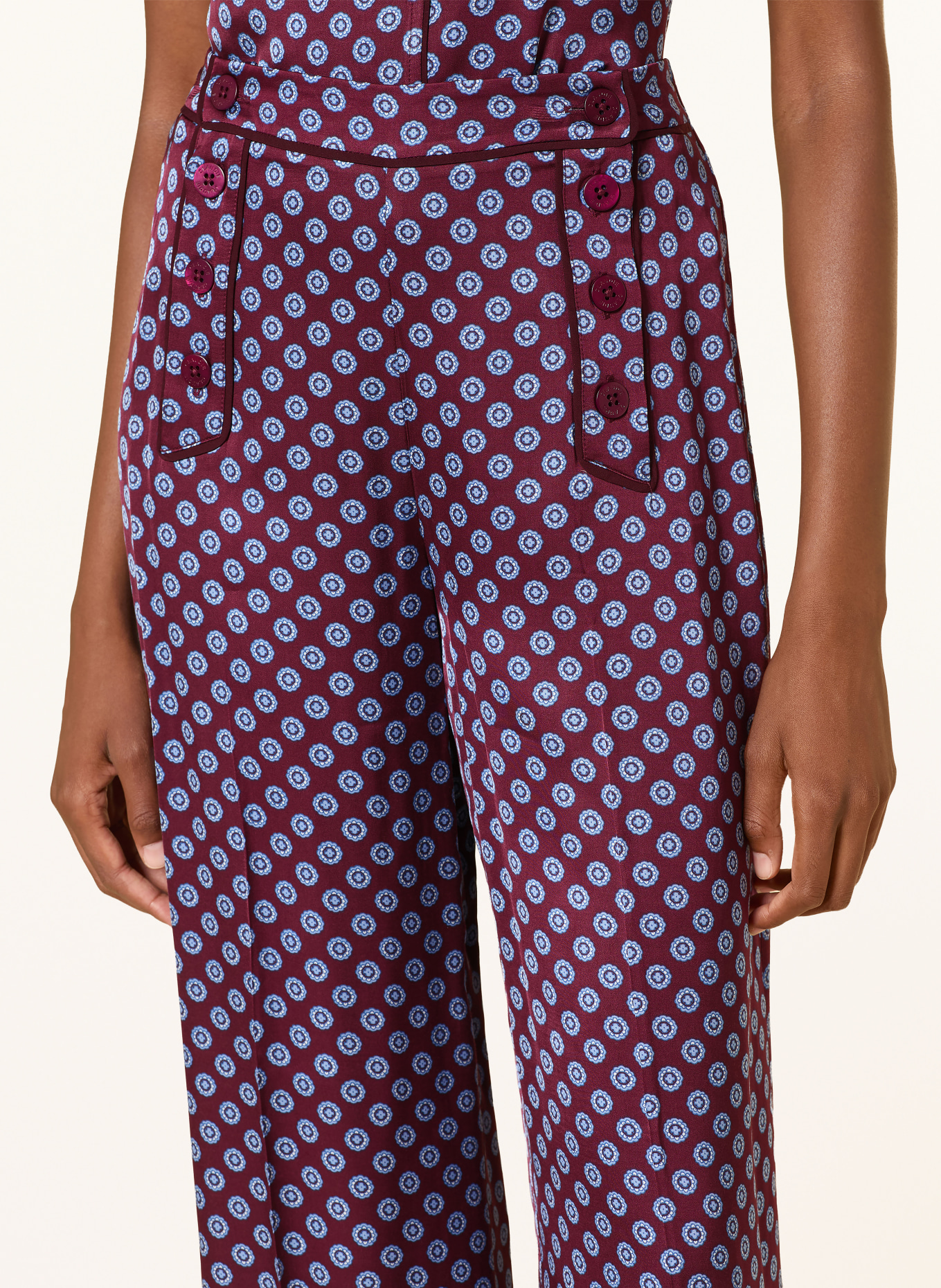 CLAUDIE PIERLOT Marlenehose: DUNKELROT / HELLBLAU / WEISS