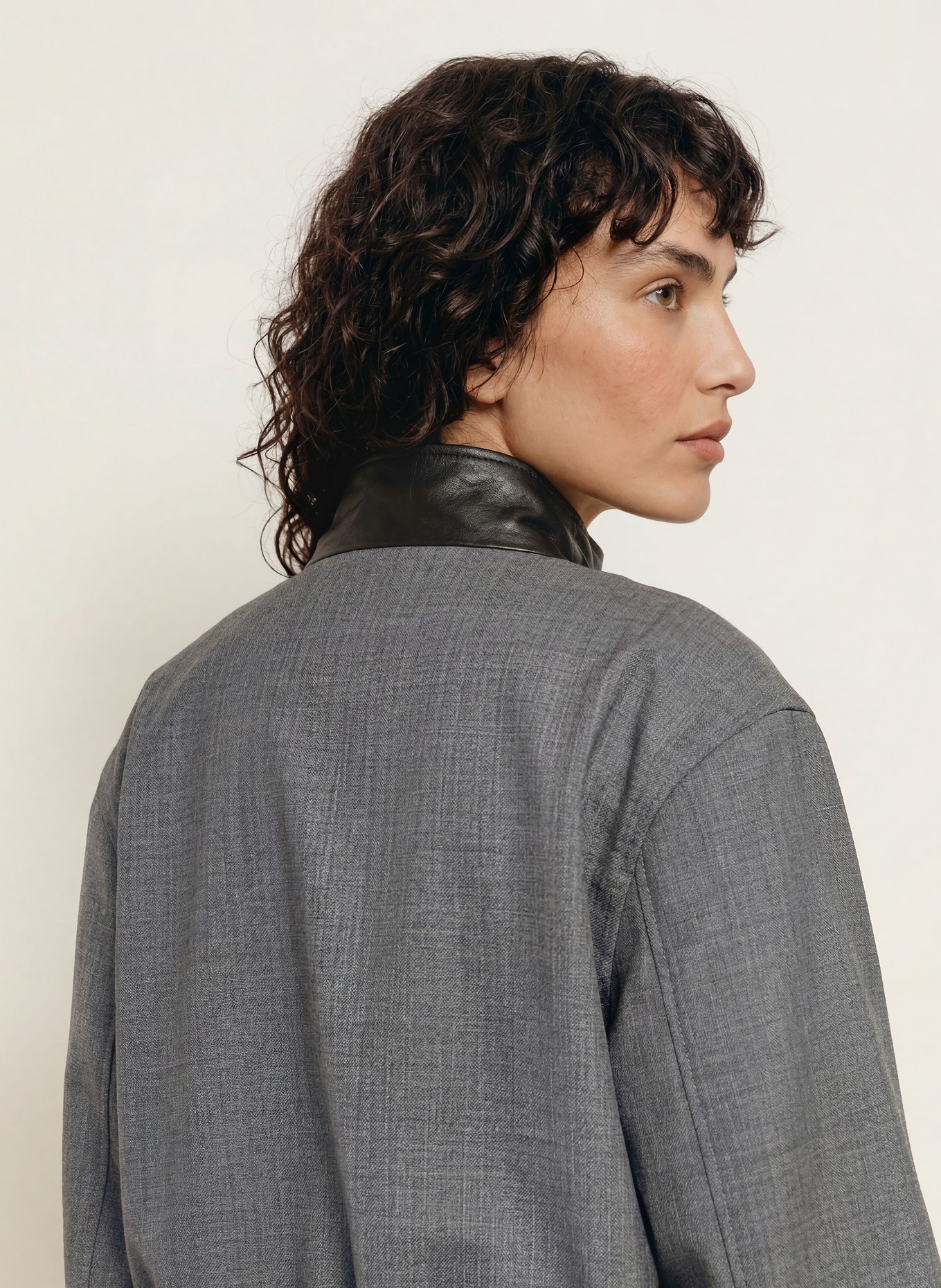 SANDRO Blouson: GRAU / SCHWARZ